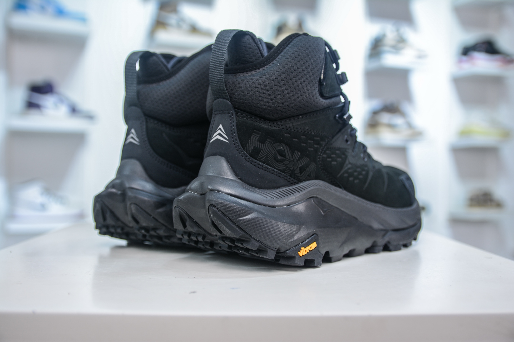 HK纯原 Hoka One One Kaha 2 High GTX Gore-Tex卡哈二代系列高帮厚底轻量户外登山运动鞋 1123155/BBLC-莆田鞋,莆田鞋货源,高仿鞋,高仿鞋货源,安福档口,莆田高仿鞋,莆田鞋批发,高仿鞋批发,莆田高仿运动鞋,高仿运动鞋,莆田运动鞋 HK纯原 Hoka One One Kaha 2 High GTX Gore-Tex卡哈二代系列高帮厚底轻量户外登山运动鞋 1123155/BBLC