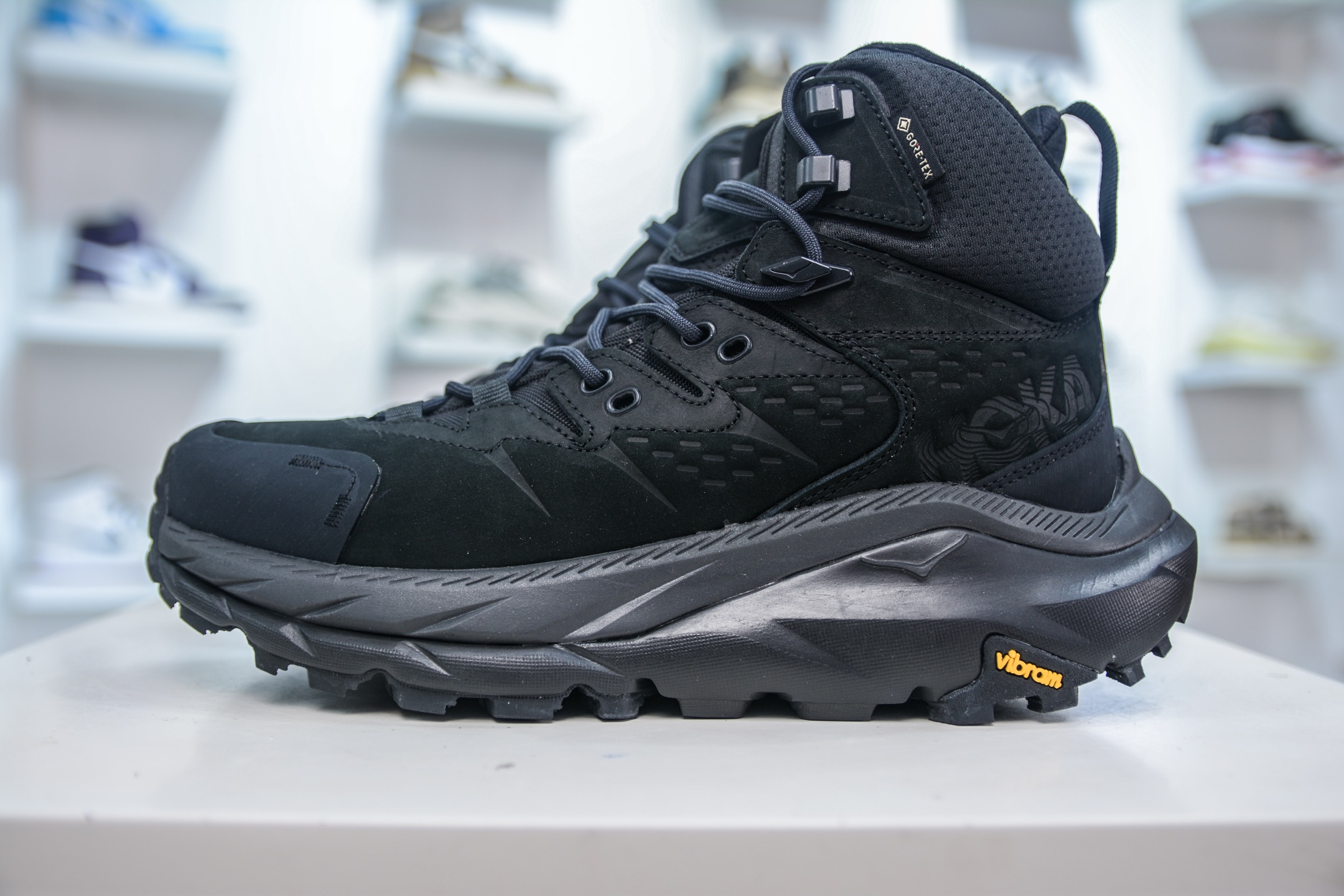 HK纯原 Hoka One One Kaha 2 High GTX Gore-Tex卡哈二代系列高帮厚底轻量户外登山运动鞋 1123155/BBLC HK纯原 Hoka One One Kaha 2 High GTX Gore-Tex卡哈二代系列高帮厚底轻量户外登山运动鞋 1123155/BBLC