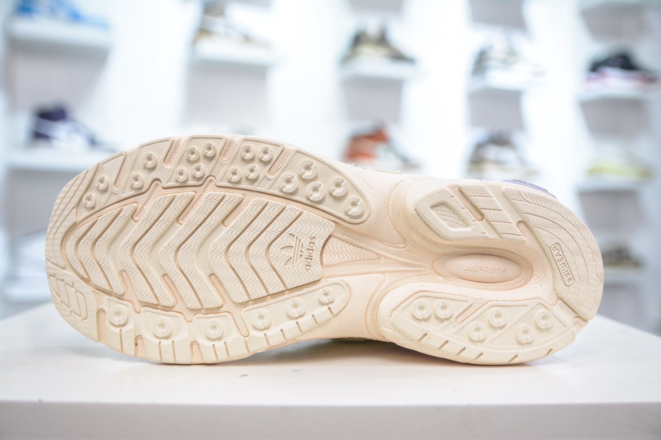 X版 SFTM x AD Originals Adistar Cushion 复古前卫科技休闲运动老爹鞋 JH9008-莆田鞋,莆田鞋货源,高仿鞋,高仿鞋货源,安福档口,莆田高仿鞋,莆田鞋批发,高仿鞋批发,莆田高仿运动鞋,高仿运动鞋,莆田运动鞋 X版 SFTM x AD Originals Adistar Cushion 复古前卫科技休闲运动老爹鞋 JH9008