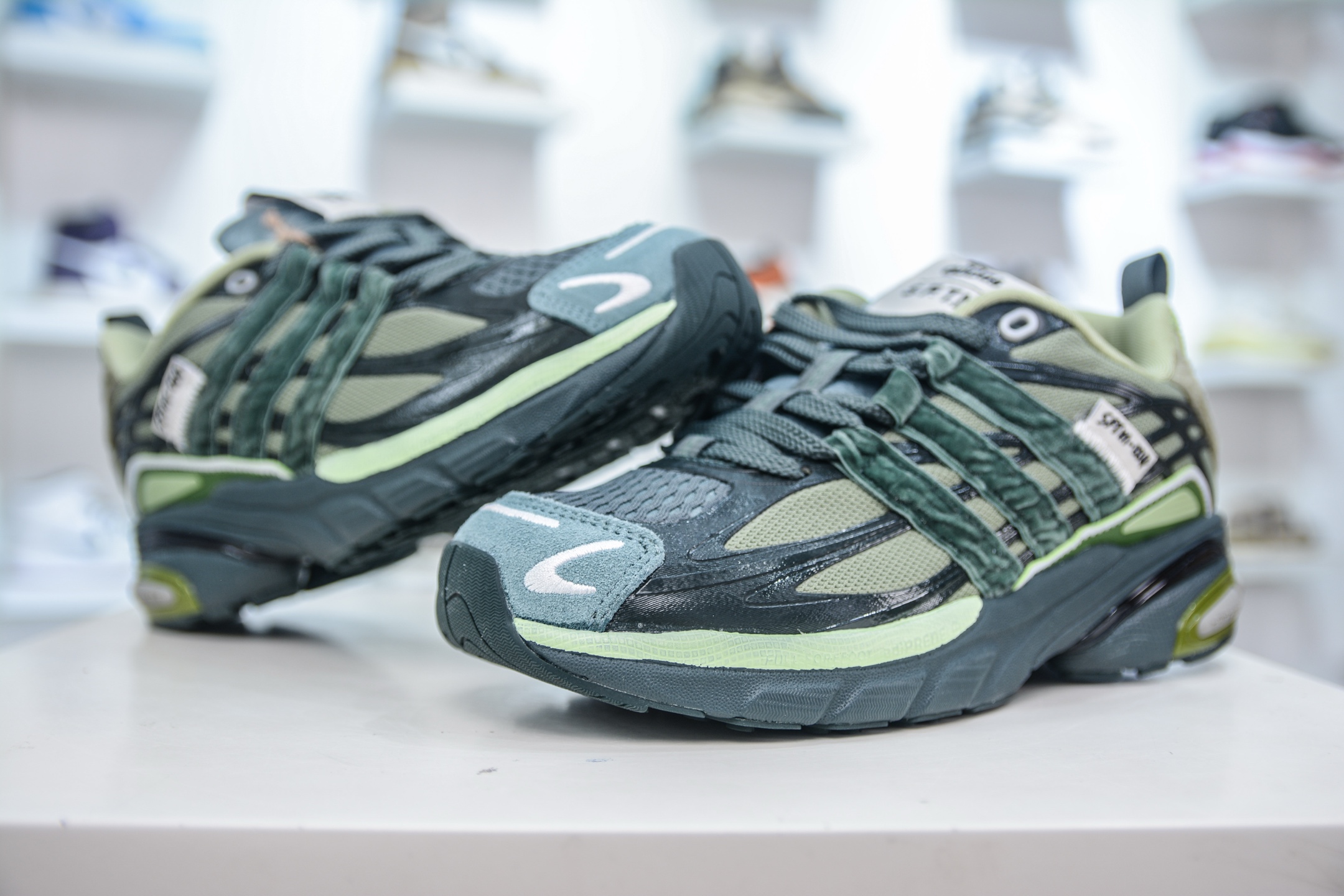 X版 SFTM x AD Originals Adistar Cushion 复古前卫科技休闲运动老爹鞋 IH0278-莆田鞋,莆田鞋货源,高仿鞋,高仿鞋货源,安福档口,莆田高仿鞋,莆田鞋批发,高仿鞋批发,莆田高仿运动鞋,高仿运动鞋,莆田运动鞋 X版 SFTM x AD Originals Adistar Cushion 复古前卫科技休闲运动老爹鞋 IH0278