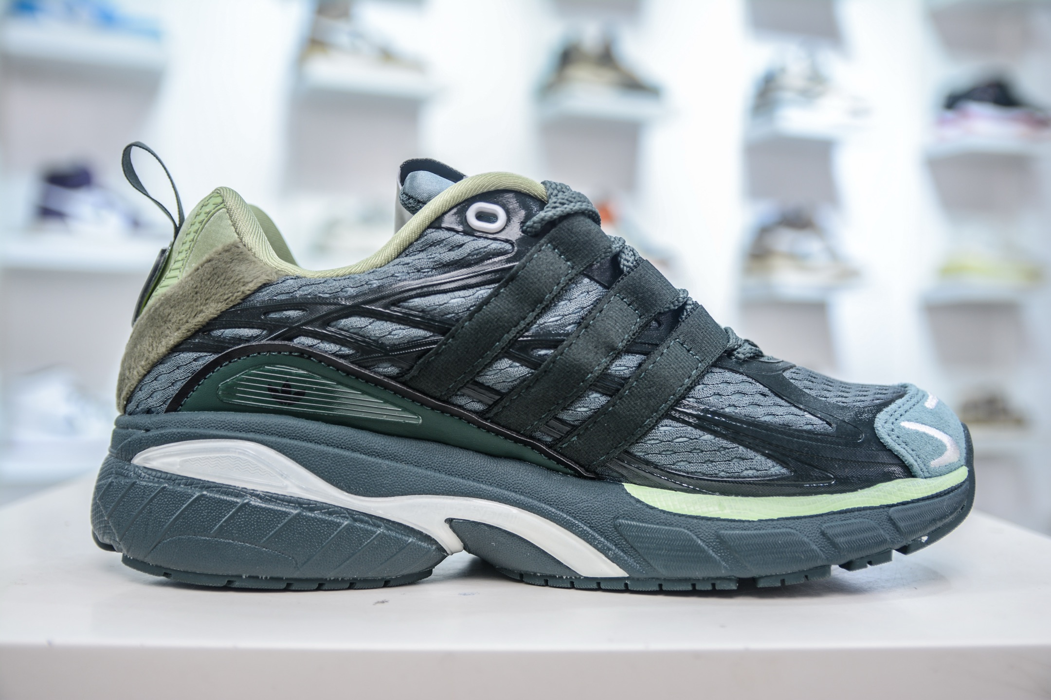 X版 SFTM x AD Originals Adistar Cushion 复古前卫科技休闲运动老爹鞋 IH0278-莆田鞋,莆田鞋货源,高仿鞋,高仿鞋货源,安福档口,莆田高仿鞋,莆田鞋批发,高仿鞋批发,莆田高仿运动鞋,高仿运动鞋,莆田运动鞋 X版 SFTM x AD Originals Adistar Cushion 复古前卫科技休闲运动老爹鞋 IH0278