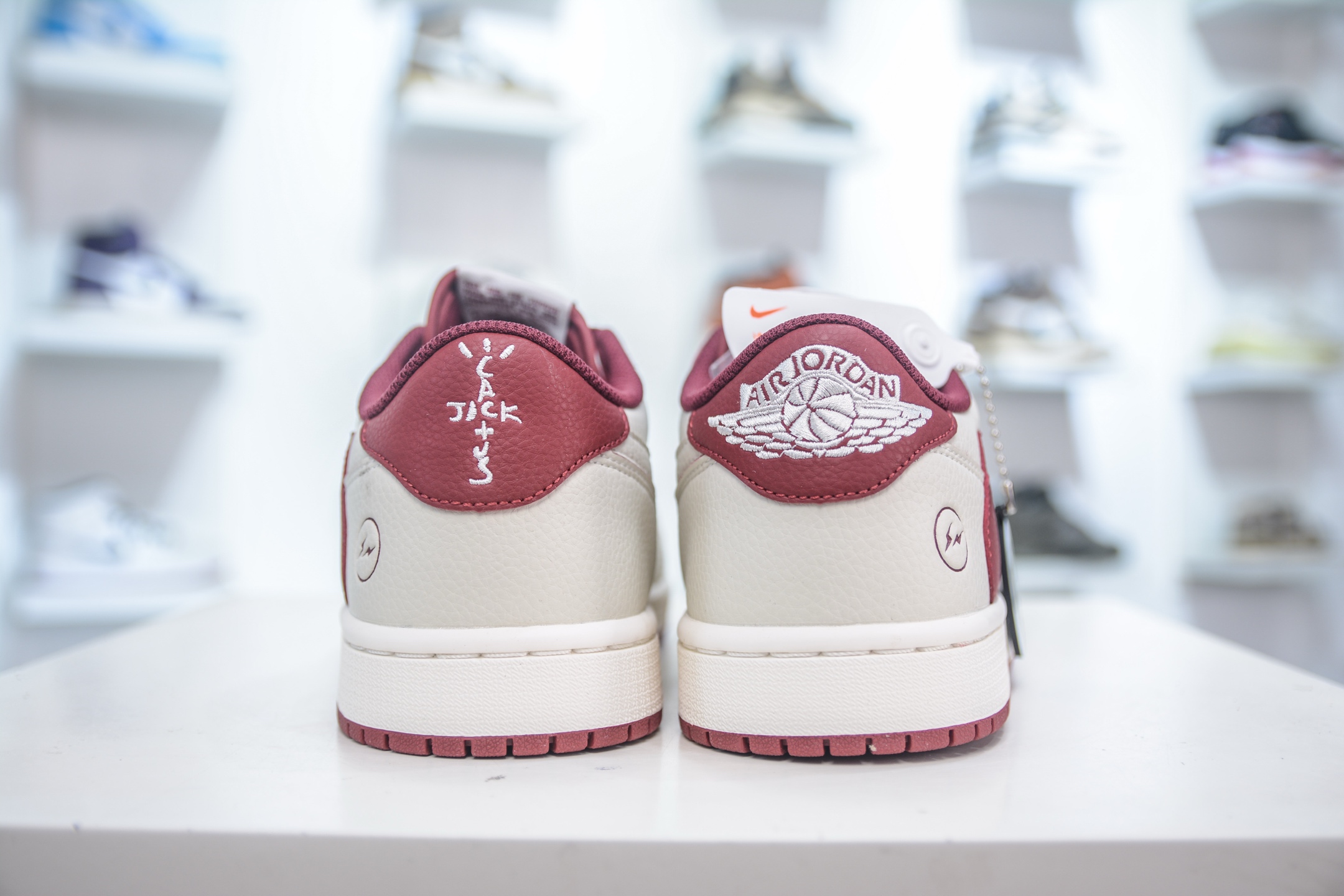 TS x Air Jordan x Fragment Design AJ1 Low 倒钩低帮联名藤原浩闪电-白酒红  LK1099-066