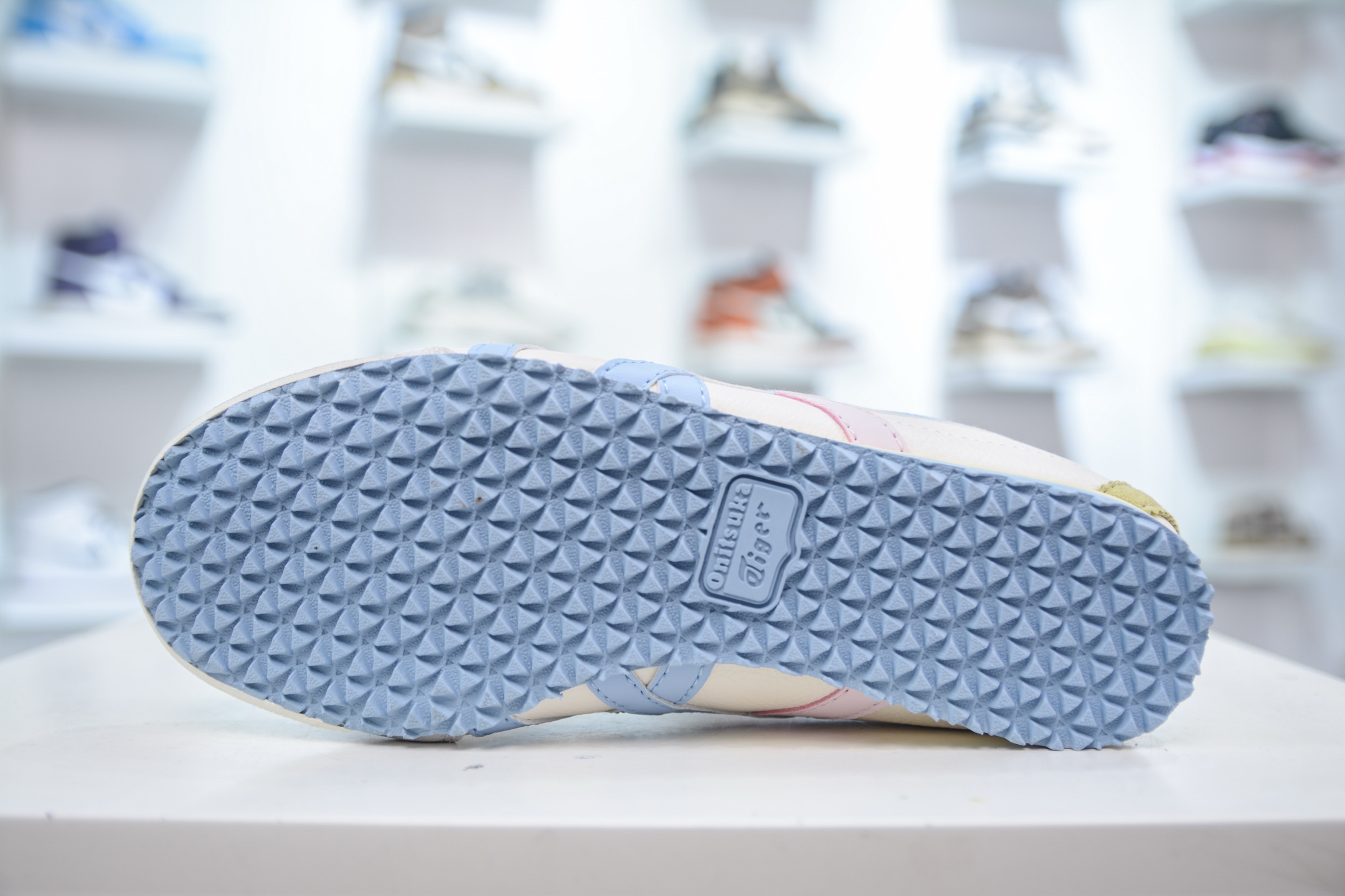 Asics 鬼冢虎 Mexico 66 VIN 印尼厂Oem原单材料 1183B771-116-莆田鞋,莆田鞋货源,高仿鞋,高仿鞋货源,安福档口,莆田高仿鞋,莆田鞋批发,高仿鞋批发,莆田高仿运动鞋,高仿运动鞋,莆田运动鞋 Asics 鬼冢虎 Mexico 66 VIN 印尼厂Oem原单材料 1183B771-116