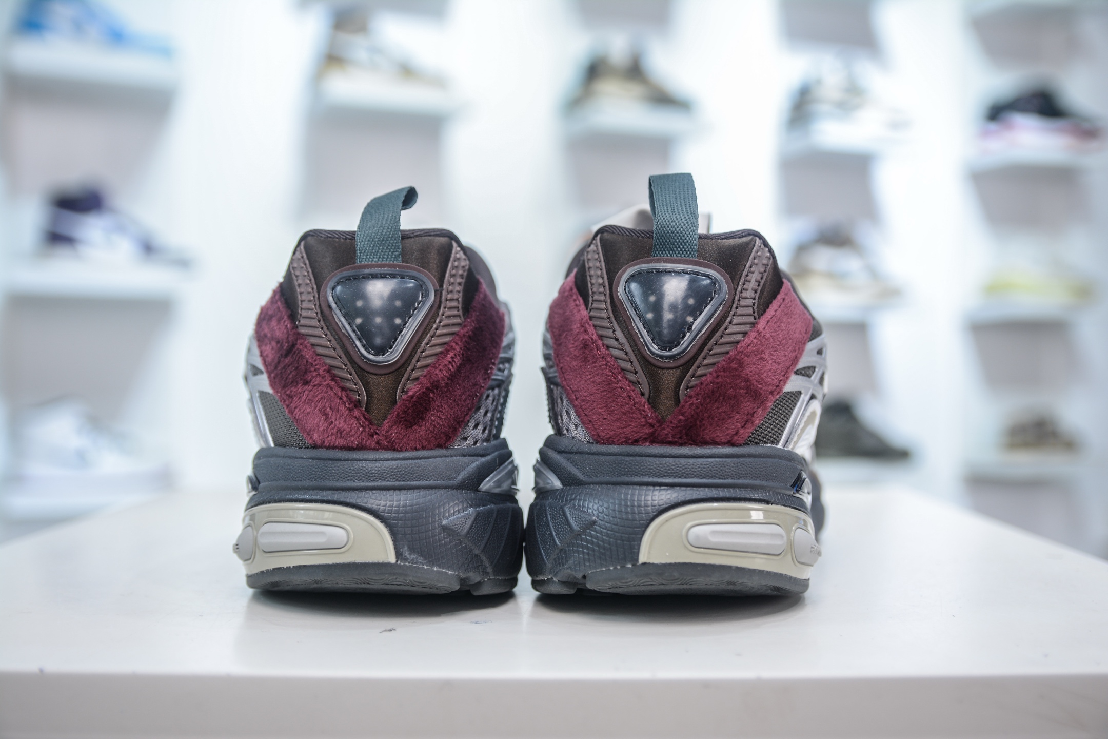 X版 SFTM x AD Originals Adistar Cushion 复古前卫科技休闲运动老爹鞋 JH9009-莆田鞋,莆田鞋货源,高仿鞋,高仿鞋货源,安福档口,莆田高仿鞋,莆田鞋批发,高仿鞋批发,莆田高仿运动鞋,高仿运动鞋,莆田运动鞋 X版 SFTM x AD Originals Adistar Cushion 复古前卫科技休闲运动老爹鞋 JH9009