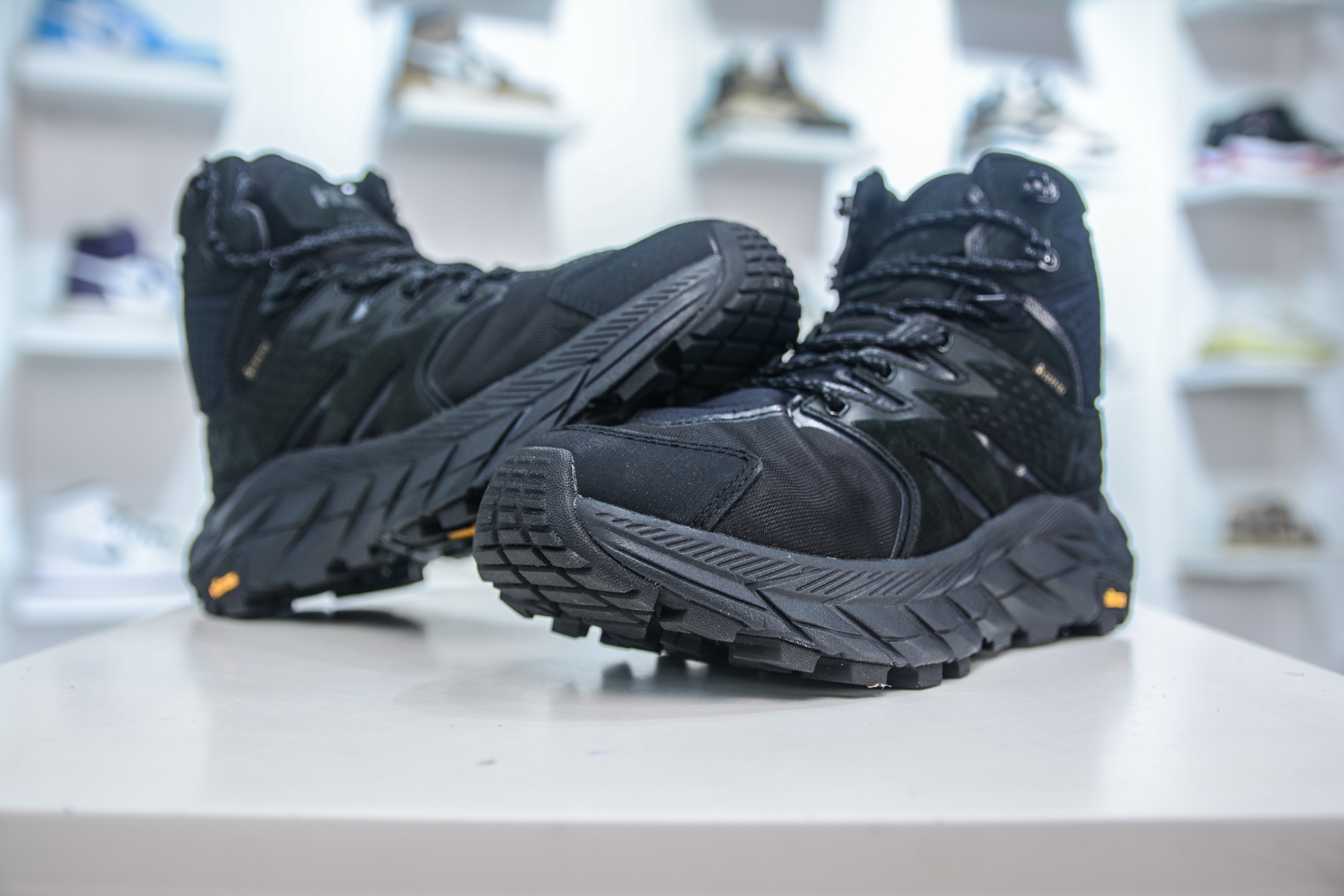 HK纯原 Hoka One One Kaha 2 High GTX Gore-Tex卡哈二代系列高帮厚底轻量户外登山运动鞋 1122018/BBLC-莆田鞋,莆田鞋货源,高仿鞋,高仿鞋货源,安福档口,莆田高仿鞋,莆田鞋批发,高仿鞋批发,莆田高仿运动鞋,高仿运动鞋,莆田运动鞋 HK纯原 Hoka One One Kaha 2 High GTX Gore-Tex卡哈二代系列高帮厚底轻量户外登山运动鞋 1122018/BBLC