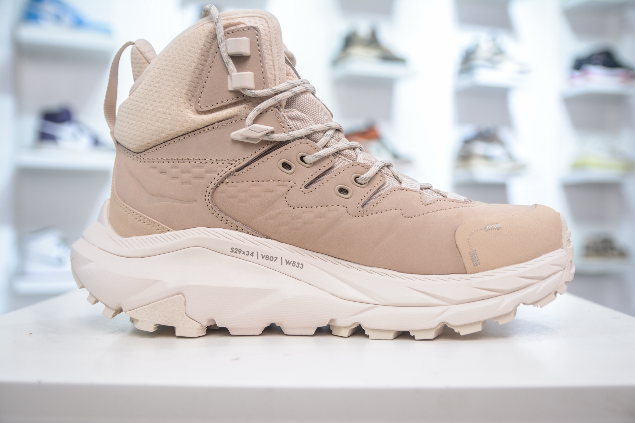 HK纯原 Hoka One One Kaha 2 High GTX Gore-Tex卡哈二代系列高帮厚底轻量户外登山运动鞋 1130529/SSEG-莆田鞋,莆田鞋货源,高仿鞋,高仿鞋货源,安福档口,莆田高仿鞋,莆田鞋批发,高仿鞋批发,莆田高仿运动鞋,高仿运动鞋,莆田运动鞋 HK纯原 Hoka One One Kaha 2 High GTX Gore-Tex卡哈二代系列高帮厚底轻量户外登山运动鞋 1130529/SSEG