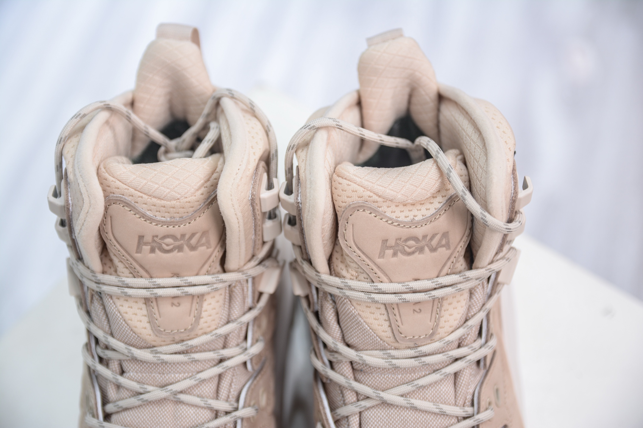 HK纯原 Hoka One One Kaha 2 High GTX Gore-Tex卡哈二代系列高帮厚底轻量户外登山运动鞋 1130529/SSEG-莆田鞋,莆田鞋货源,高仿鞋,高仿鞋货源,安福档口,莆田高仿鞋,莆田鞋批发,高仿鞋批发,莆田高仿运动鞋,高仿运动鞋,莆田运动鞋 HK纯原 Hoka One One Kaha 2 High GTX Gore-Tex卡哈二代系列高帮厚底轻量户外登山运动鞋 1130529/SSEG