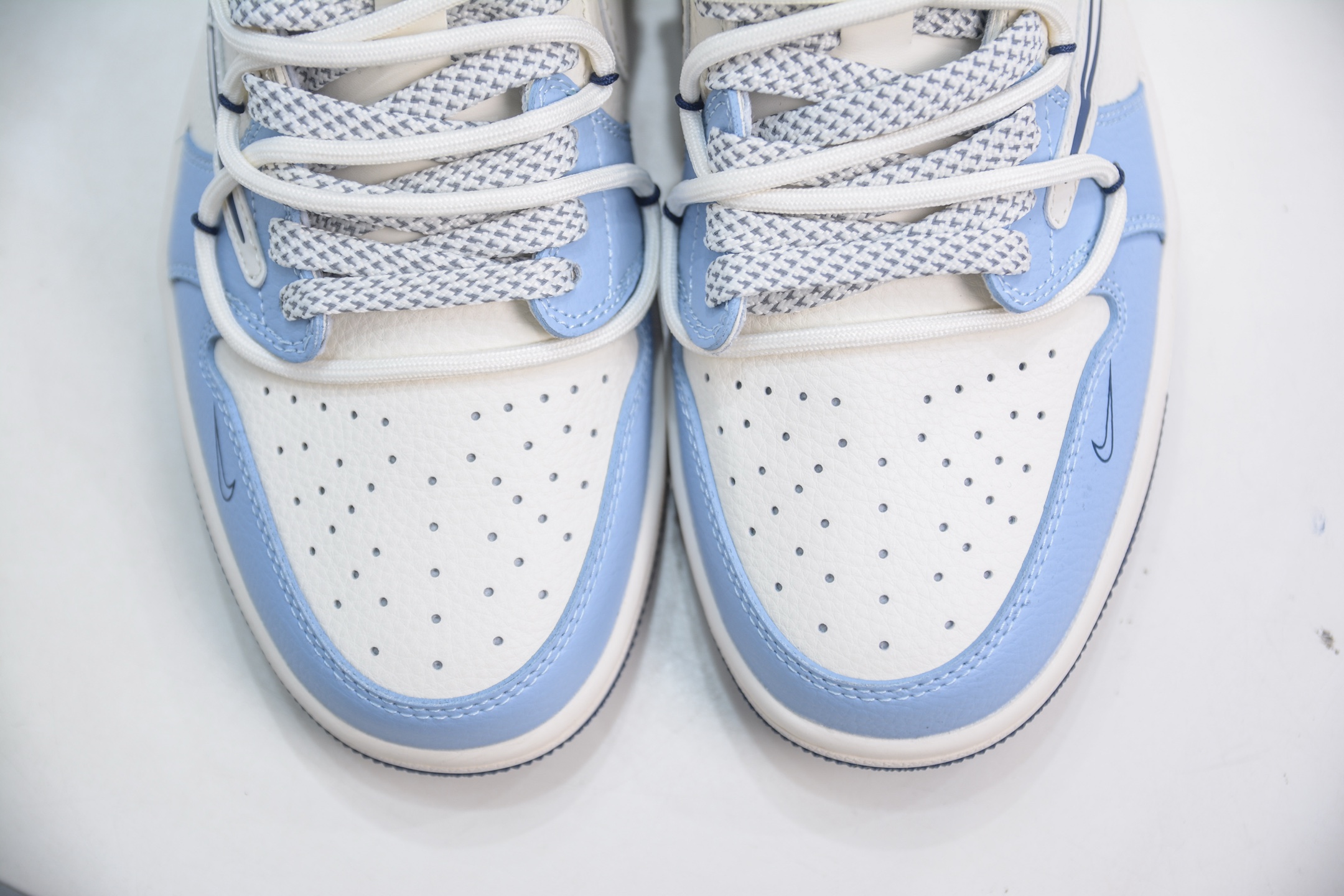 TS x Air Jordan AJ1 Low x Supreme 倒钩低帮SUP联名-白蓝绑带  DM6868-106