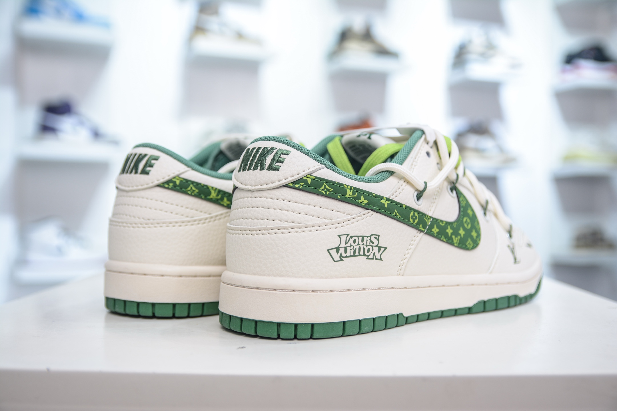 Nike SB Dunk Low x Louis Vuitton LV联名-白绿绑带  DM6868-075