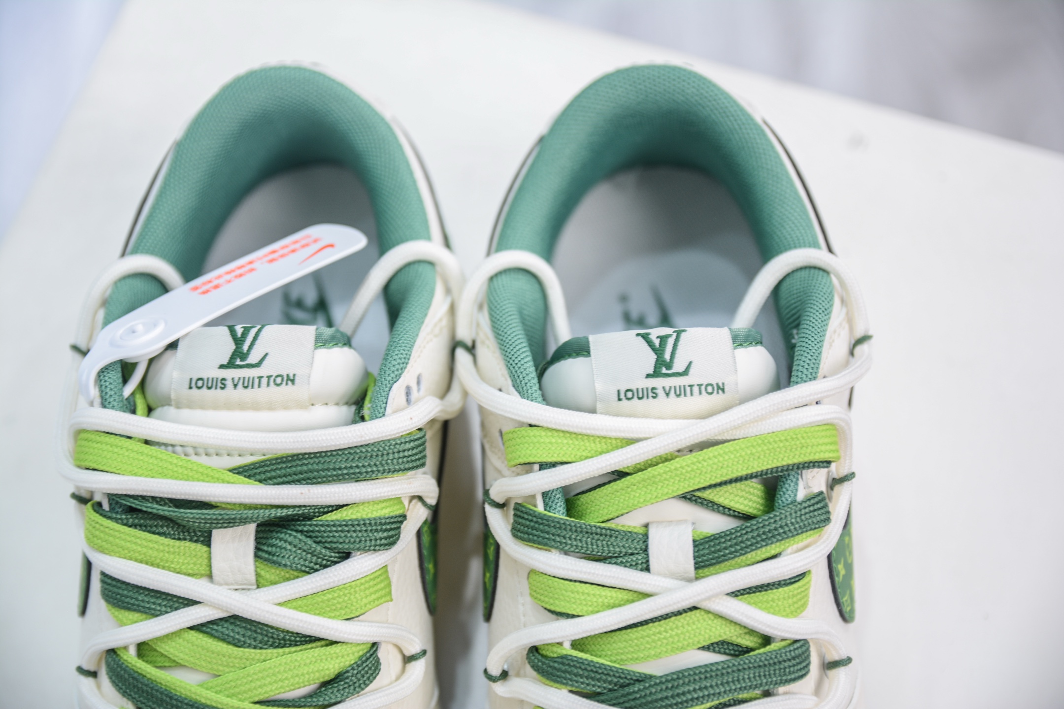 Nike SB Dunk Low x Louis Vuitton LV联名-白绿绑带  DM6868-075