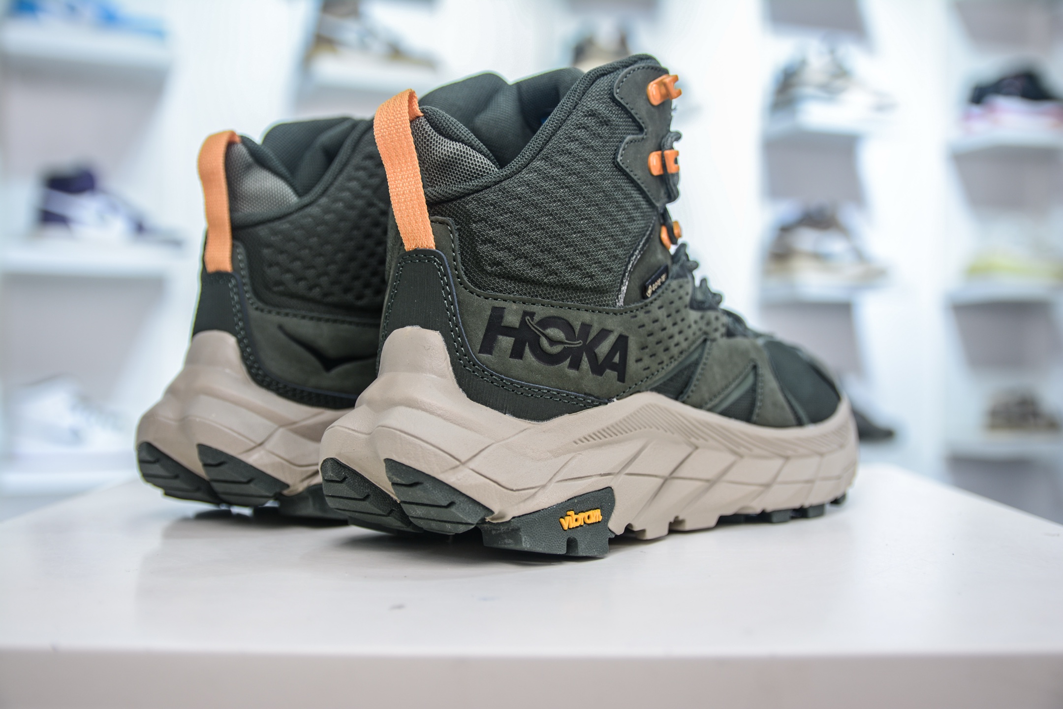 HK纯原 Hoka One One Kaha 2 High GTX Gore-Tex卡哈二代系列高帮厚底轻量户外登山运动鞋 1122018/TRYL-莆田鞋,莆田鞋货源,高仿鞋,高仿鞋货源,安福档口,莆田高仿鞋,莆田鞋批发,高仿鞋批发,莆田高仿运动鞋,高仿运动鞋,莆田运动鞋 HK纯原 Hoka One One Kaha 2 High GTX Gore-Tex卡哈二代系列高帮厚底轻量户外登山运动鞋 1122018/TRYL