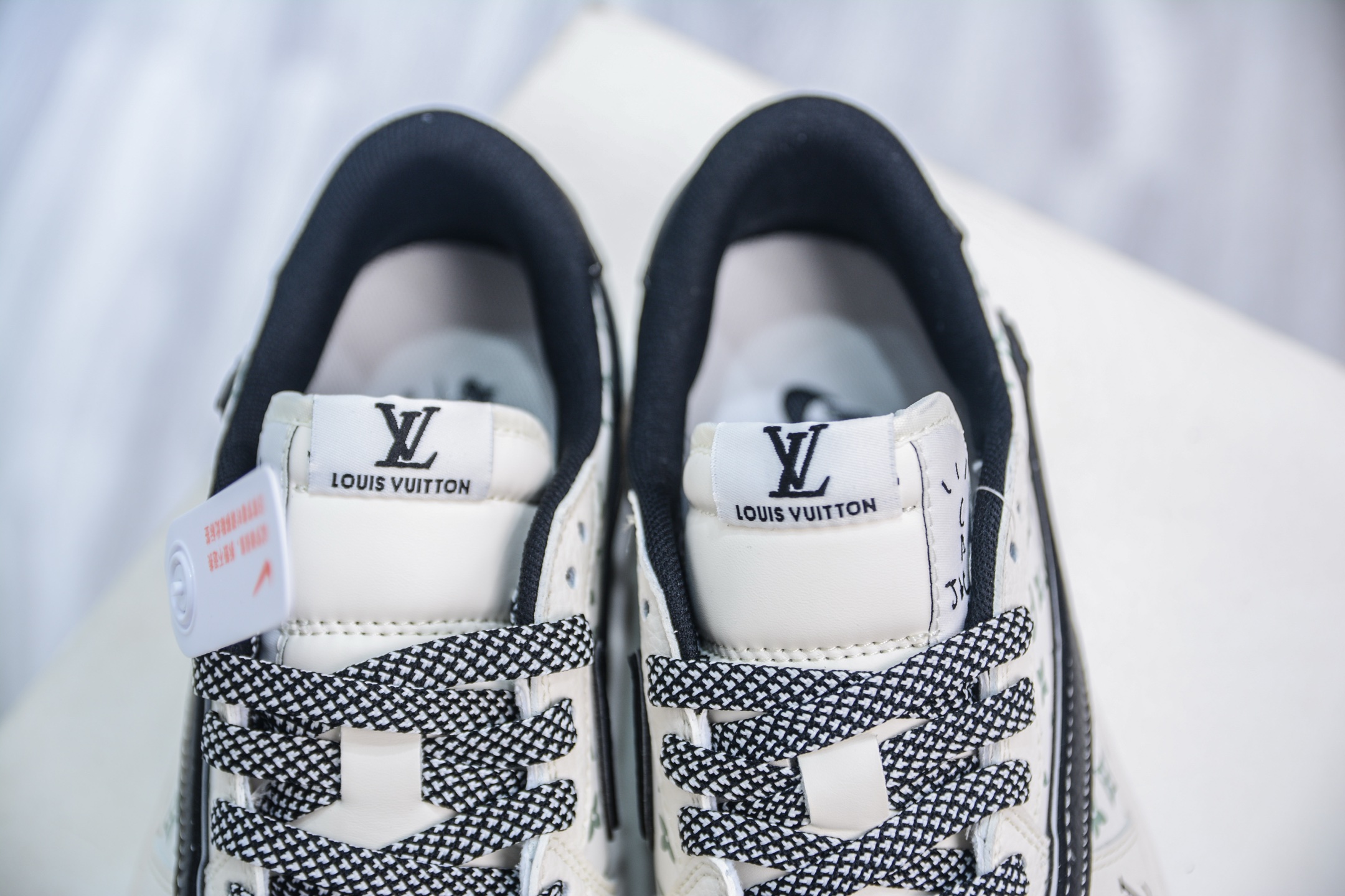 TS x Air Jordan x Louis Vuitton X Supreme AJ1 Low 倒钩低帮LV SUP 联名-白黑印花  YX5066-335