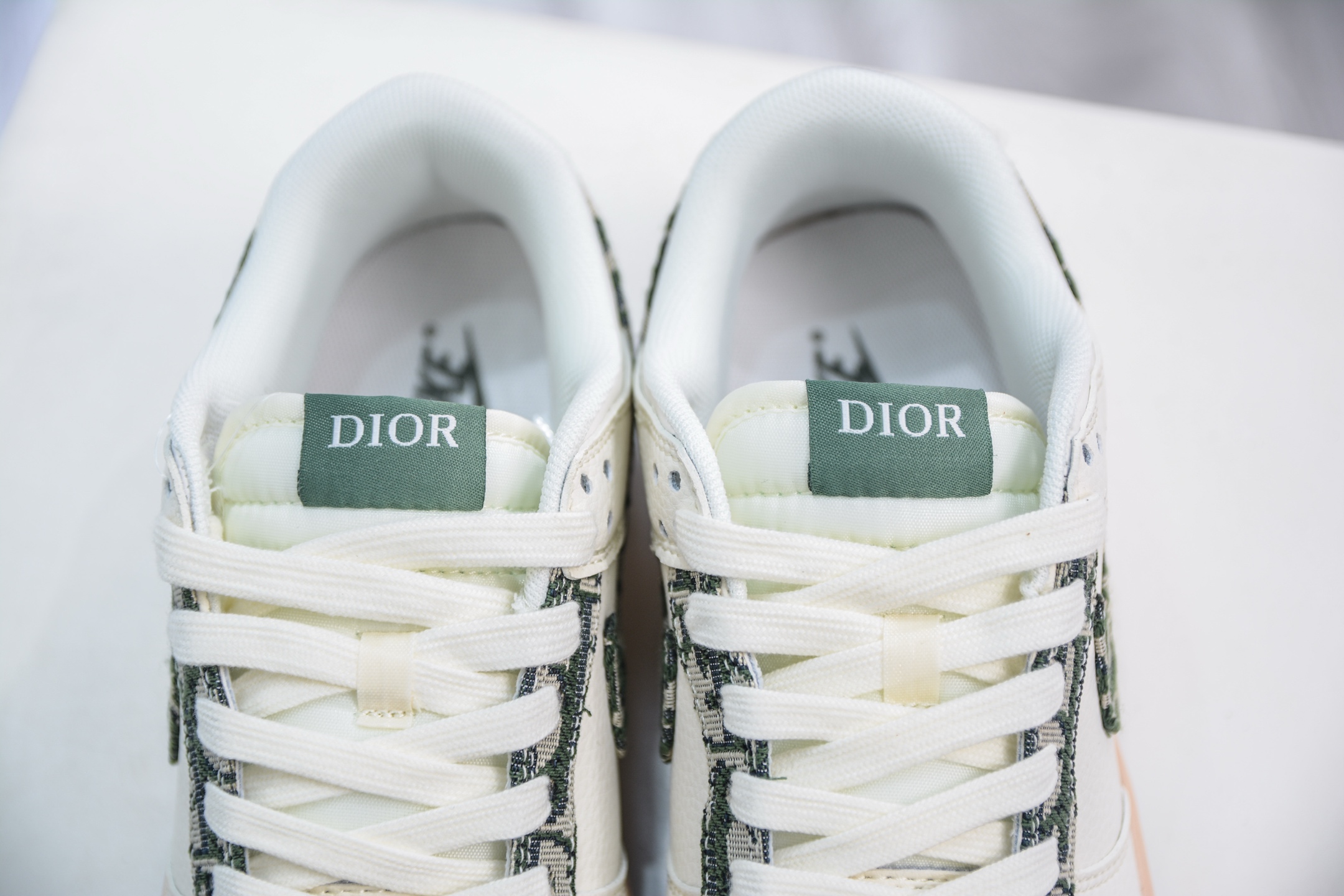 Nike SB Dunk Low x DIOR 迪奥联名-白绿迷彩  FC1688-226