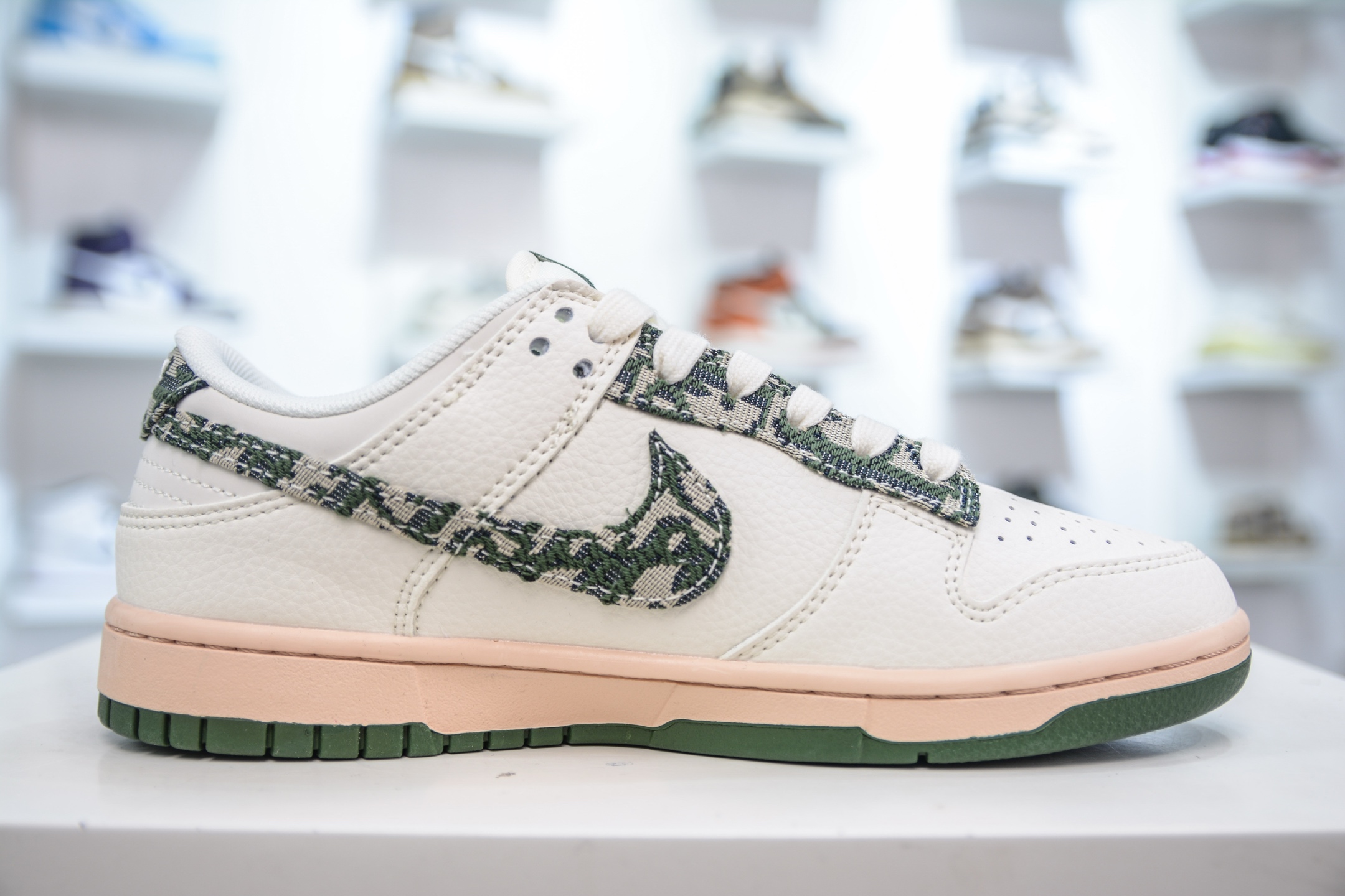 Nike SB Dunk Low x DIOR 迪奥联名-白绿迷彩  FC1688-226