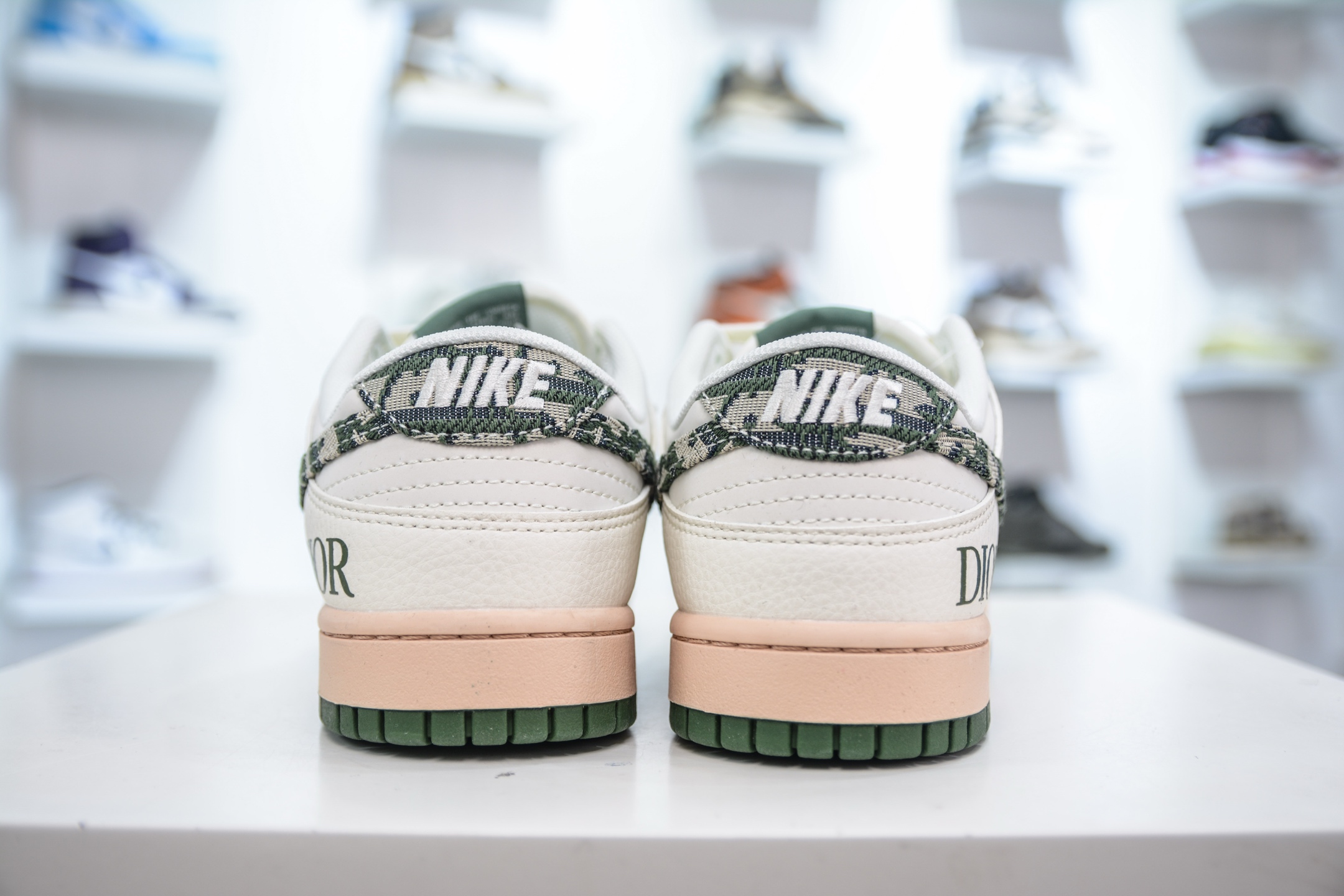 Nike SB Dunk Low x DIOR 迪奥联名-白绿迷彩  FC1688-226