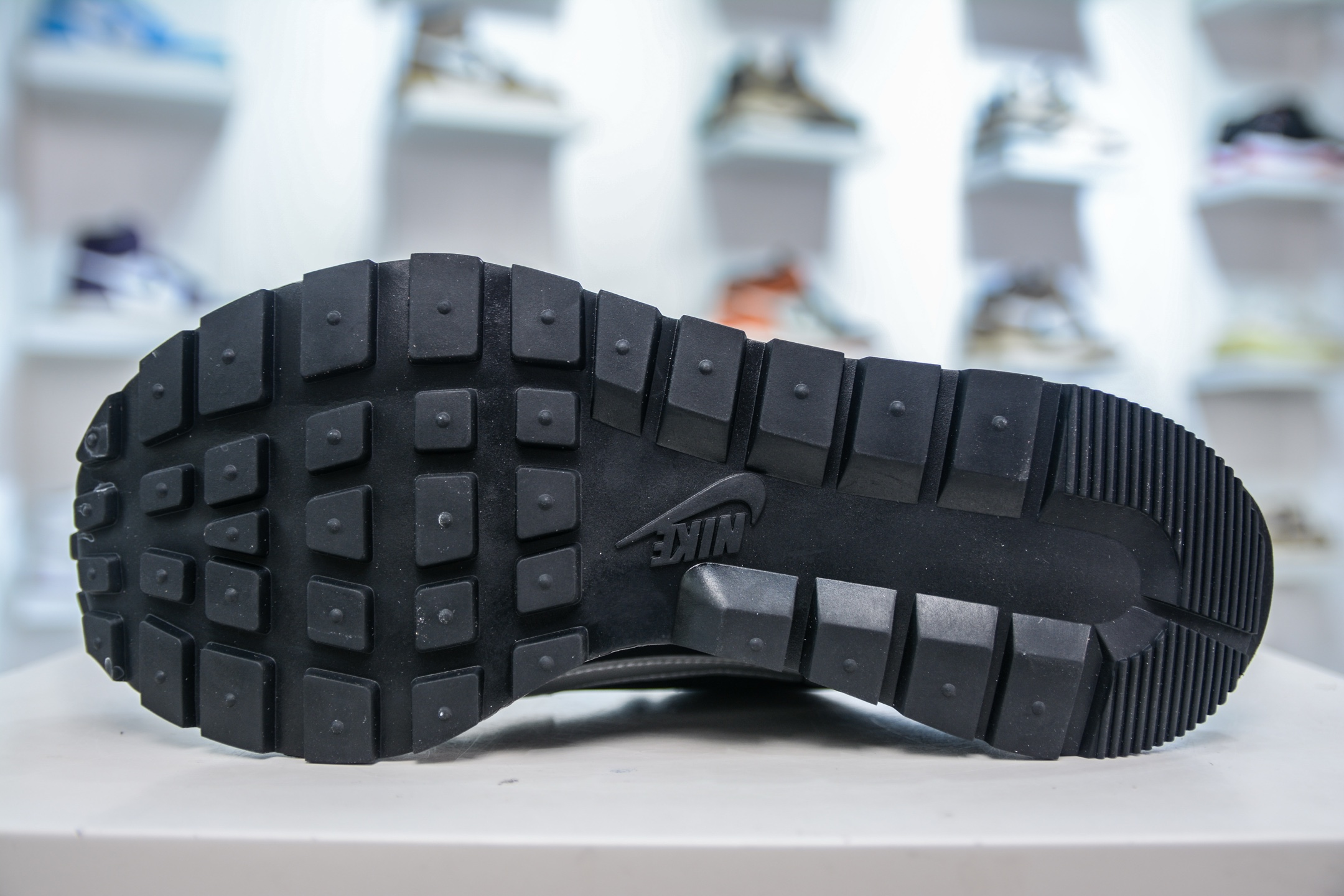 Sacai x NK VaporWaffle 深蓝黑灰 DD1875-300-莆田鞋,莆田鞋货源,高仿鞋,高仿鞋货源,安福档口,莆田高仿鞋,莆田鞋批发,高仿鞋批发,莆田高仿运动鞋,高仿运动鞋,莆田运动鞋 Sacai x NK VaporWaffle 深蓝黑灰 DD1875-300