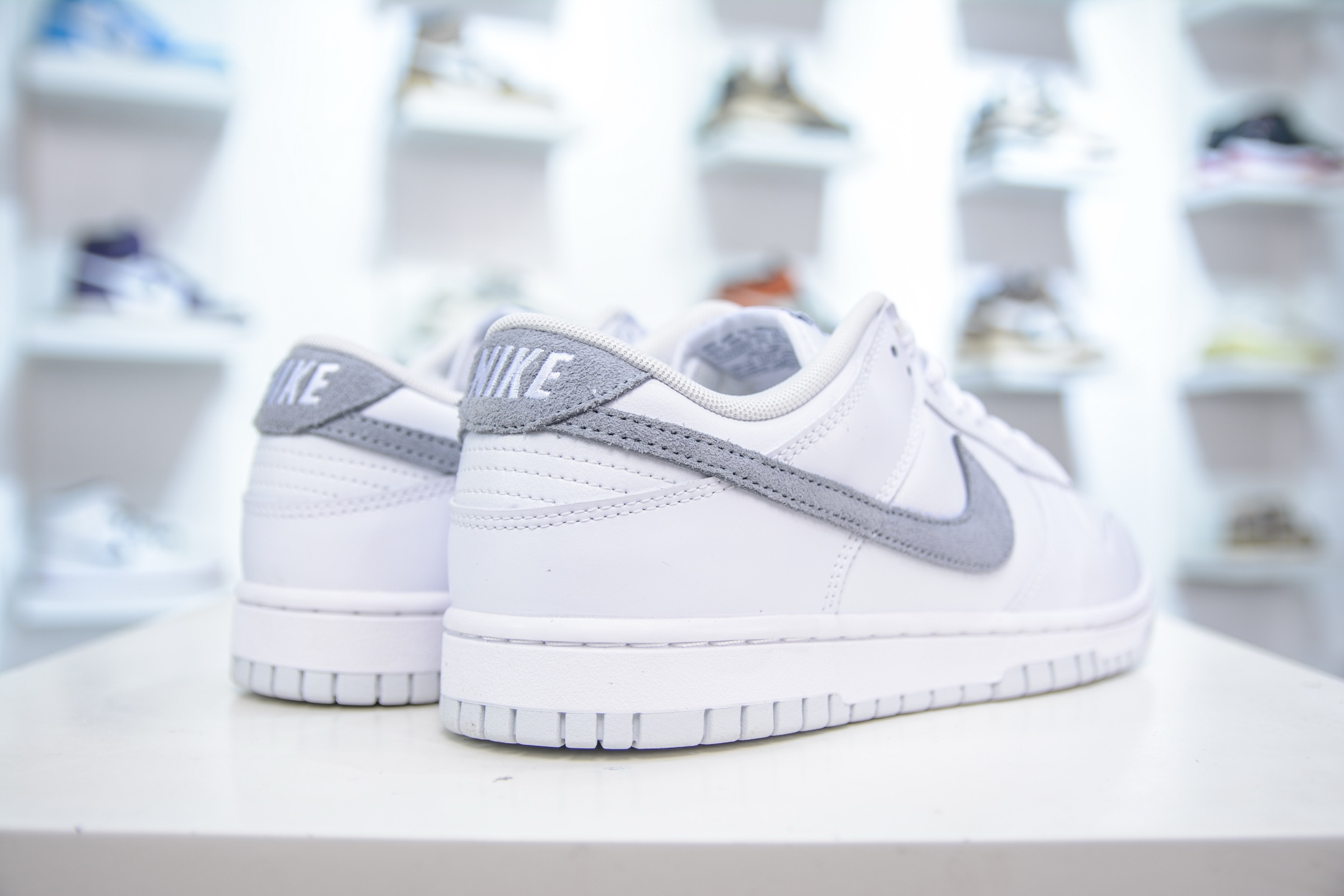 NIKE SB Dunk Low 可燃冰 白灰  IH0632-141