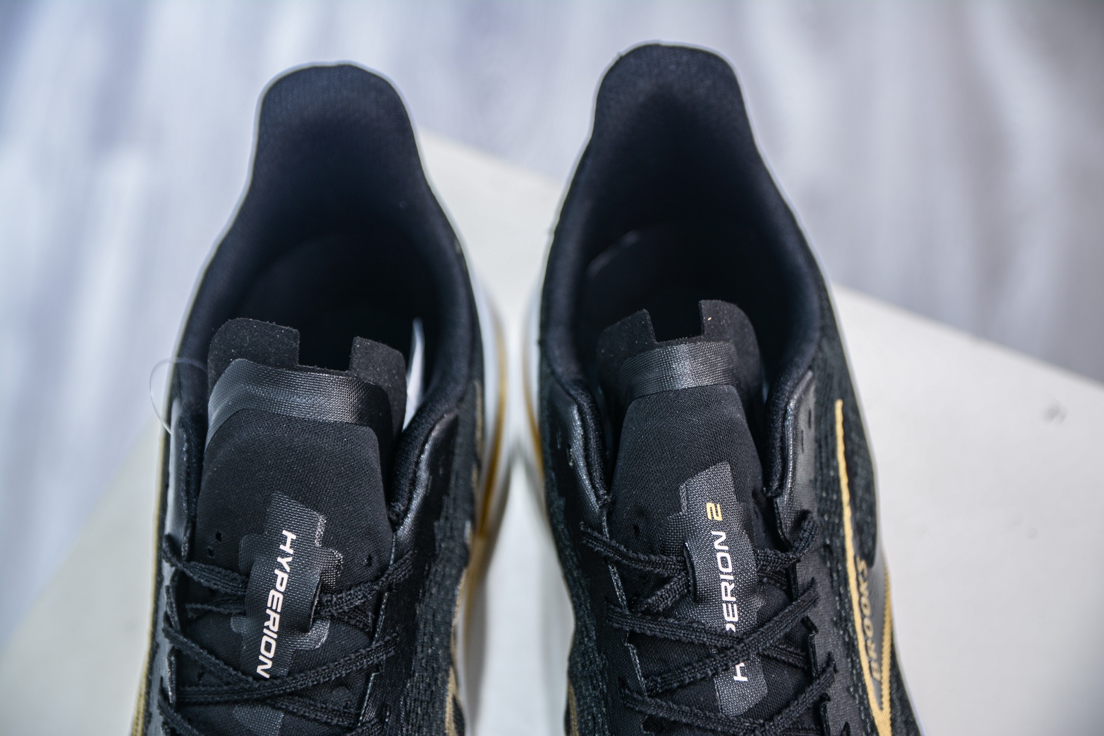 Brooks 布鲁克斯 Hyperion 2 超弹轻盈跑步鞋 低帮透气缓震支撑休闲运动慢跑鞋 110432 1D 098-莆田鞋,莆田鞋货源,高仿鞋,高仿鞋货源,安福档口,莆田高仿鞋,莆田鞋批发,高仿鞋批发,莆田高仿运动鞋,高仿运动鞋,莆田运动鞋 Brooks 布鲁克斯 Hyperion 2 超弹轻盈跑步鞋 低帮透气缓震支撑休闲运动慢跑鞋 110432 1D 098