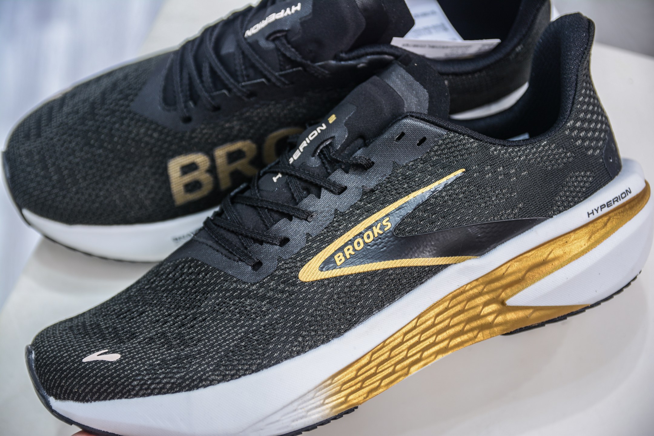 Brooks 布鲁克斯 Hyperion 2 超弹轻盈跑步鞋 低帮透气缓震支撑休闲运动慢跑鞋 110432 1D 098-莆田鞋,莆田鞋货源,高仿鞋,高仿鞋货源,安福档口,莆田高仿鞋,莆田鞋批发,高仿鞋批发,莆田高仿运动鞋,高仿运动鞋,莆田运动鞋 Brooks 布鲁克斯 Hyperion 2 超弹轻盈跑步鞋 低帮透气缓震支撑休闲运动慢跑鞋 110432 1D 098