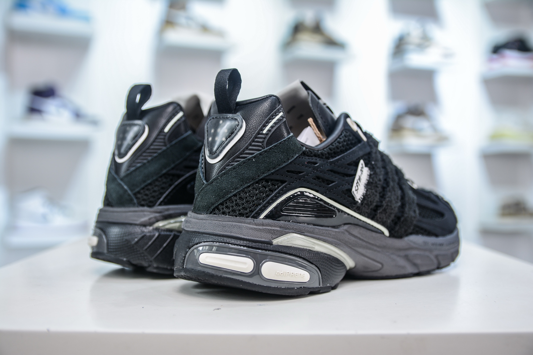 X版 SFTM x AD Originals Adistar Cushion 复古前卫科技休闲运动老爹鞋 JP8416-莆田鞋,莆田鞋货源,高仿鞋,高仿鞋货源,安福档口,莆田高仿鞋,莆田鞋批发,高仿鞋批发,莆田高仿运动鞋,高仿运动鞋,莆田运动鞋 X版 SFTM x AD Originals Adistar Cushion 复古前卫科技休闲运动老爹鞋 JP8416