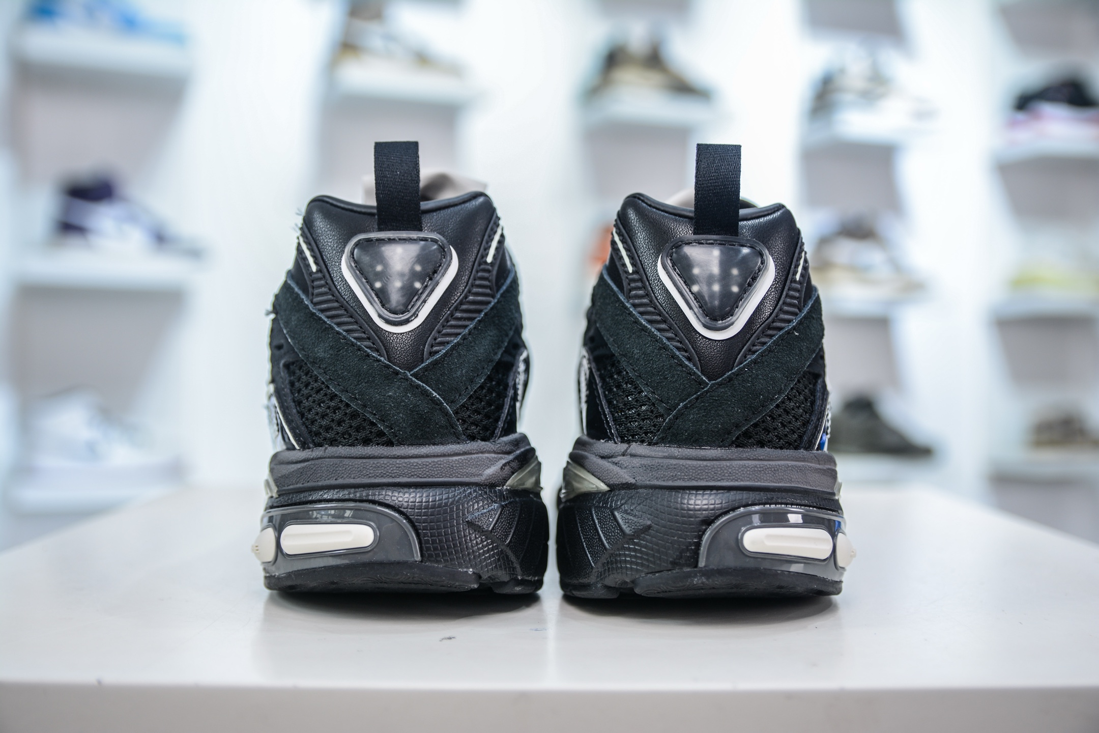 X版 SFTM x AD Originals Adistar Cushion 复古前卫科技休闲运动老爹鞋 JP8416-莆田鞋,莆田鞋货源,高仿鞋,高仿鞋货源,安福档口,莆田高仿鞋,莆田鞋批发,高仿鞋批发,莆田高仿运动鞋,高仿运动鞋,莆田运动鞋 X版 SFTM x AD Originals Adistar Cushion 复古前卫科技休闲运动老爹鞋 JP8416