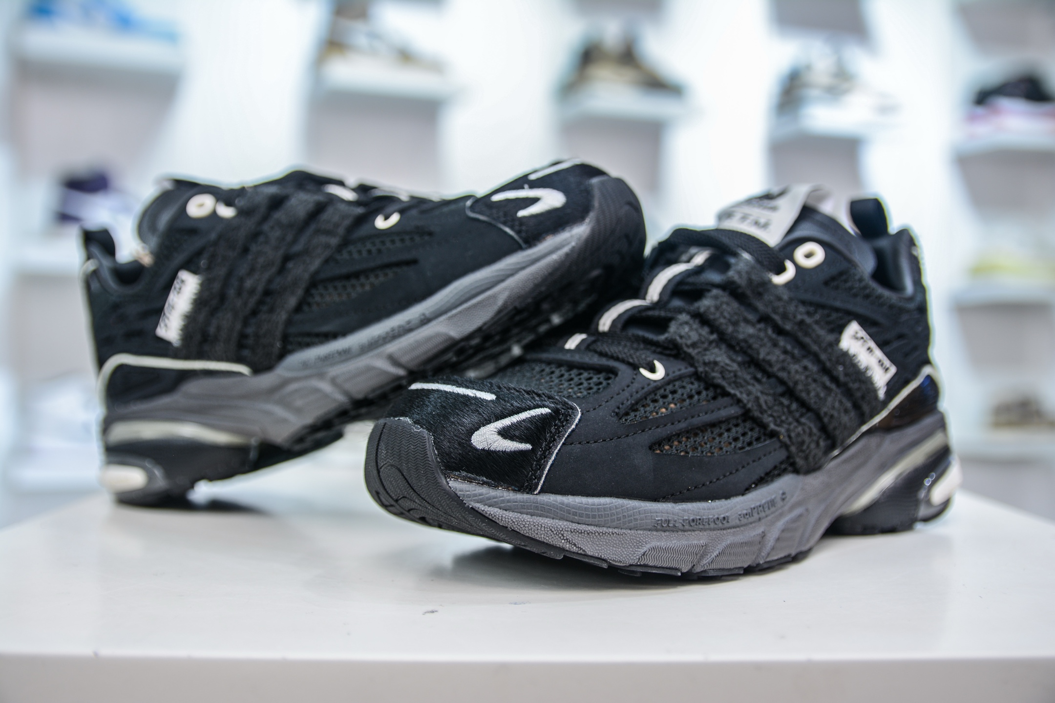 X版 SFTM x AD Originals Adistar Cushion 复古前卫科技休闲运动老爹鞋 JP8416-莆田鞋,莆田鞋货源,高仿鞋,高仿鞋货源,安福档口,莆田高仿鞋,莆田鞋批发,高仿鞋批发,莆田高仿运动鞋,高仿运动鞋,莆田运动鞋 X版 SFTM x AD Originals Adistar Cushion 复古前卫科技休闲运动老爹鞋 JP8416