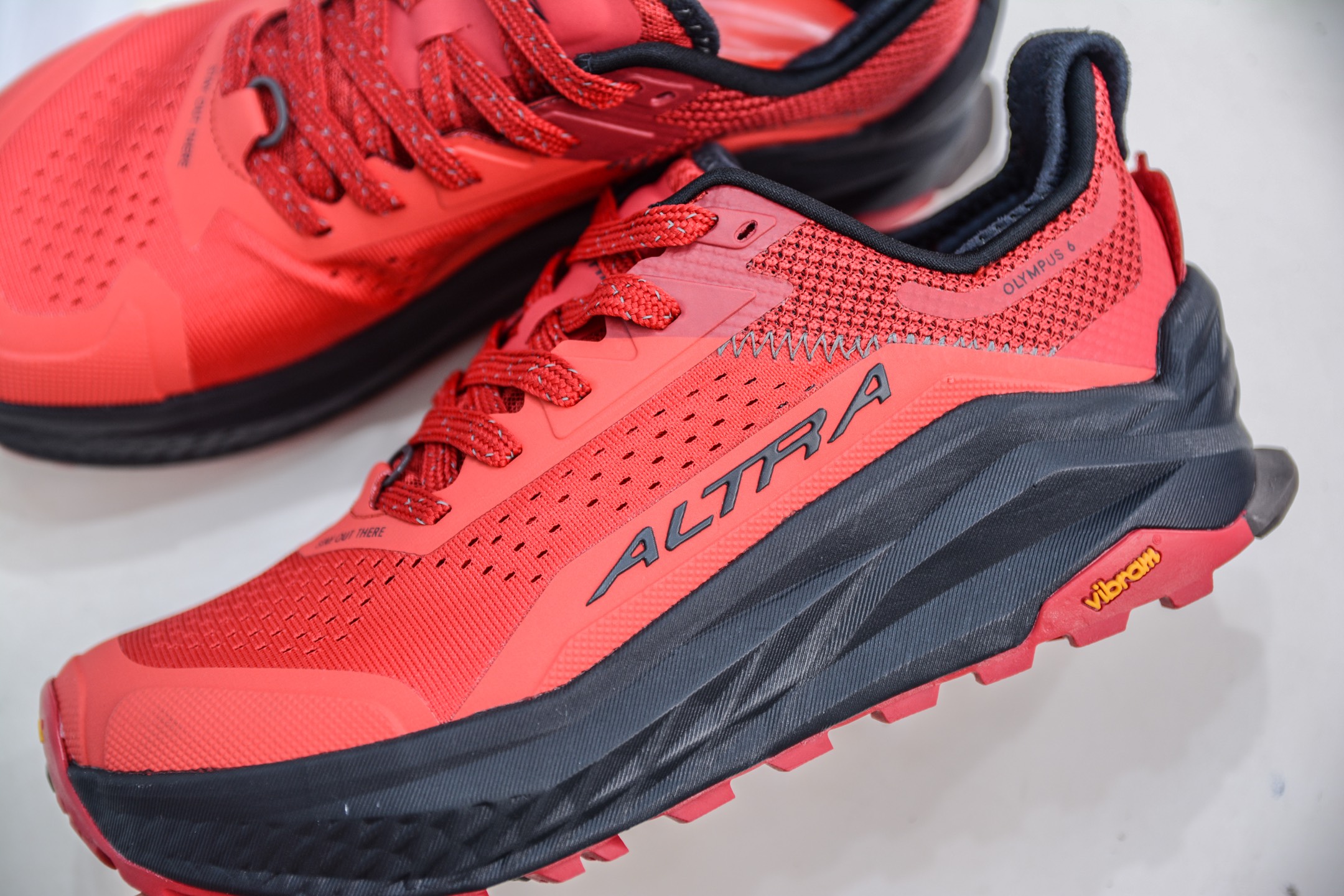 Altra Olympus 6: Comfortable, Durable, and Slip-Resistant Trail Running Shoes 8 i1749233756531 2591 0 6