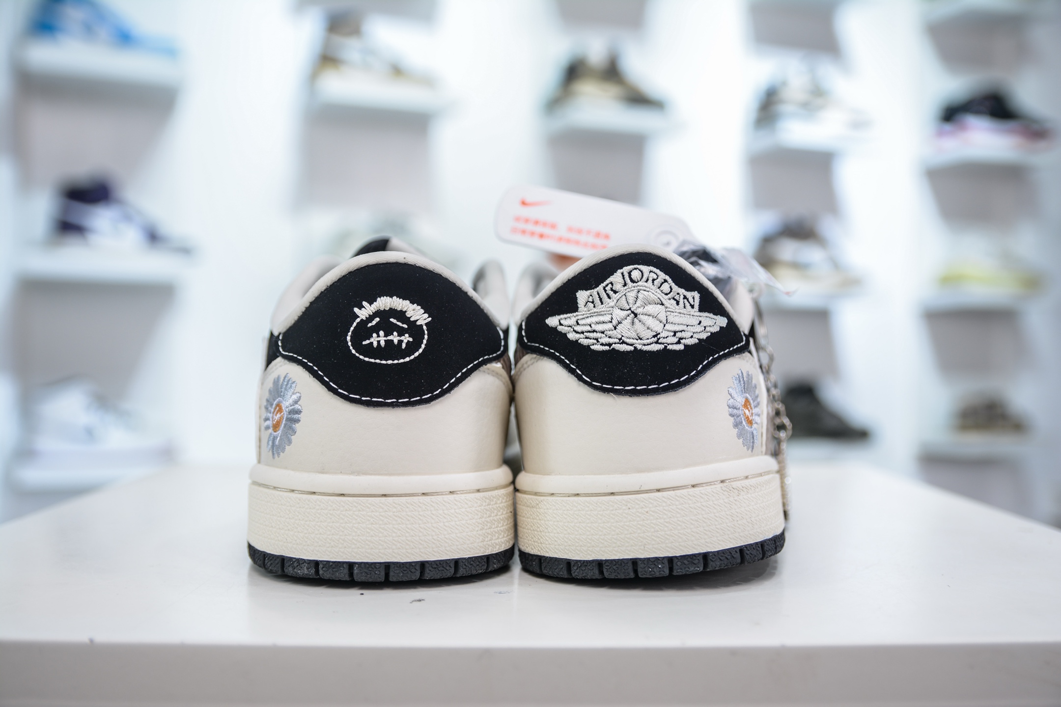 TS x Air Jordan x Fragment Air Jordan 1 Low Black White Custom Sneakers 3 i1749233867055 5459 0 1