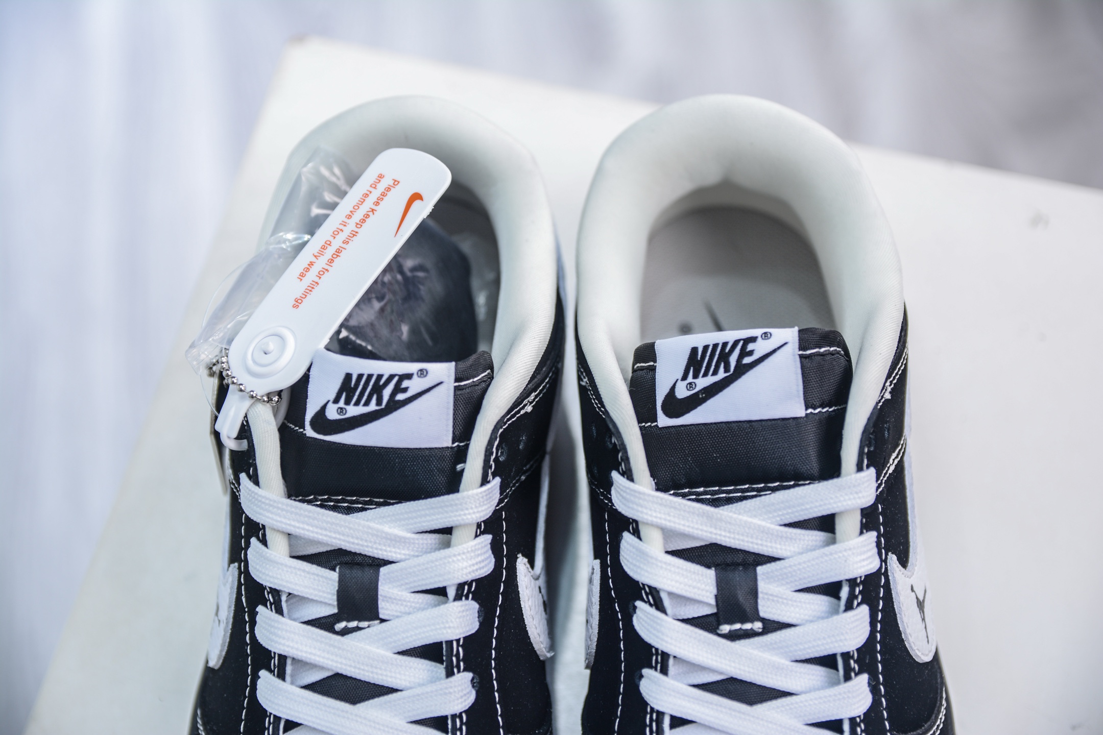 Nike SB Dunk Low x Nike Air 黑白 LW1818-117-莆田鞋,莆田鞋货源,高仿鞋,高仿鞋货源,安福档口,莆田高仿鞋,莆田鞋批发,高仿鞋批发,莆田高仿运动鞋,高仿运动鞋,莆田运动鞋 Nike SB Dunk Low x Nike Air 黑白 LW1818-117