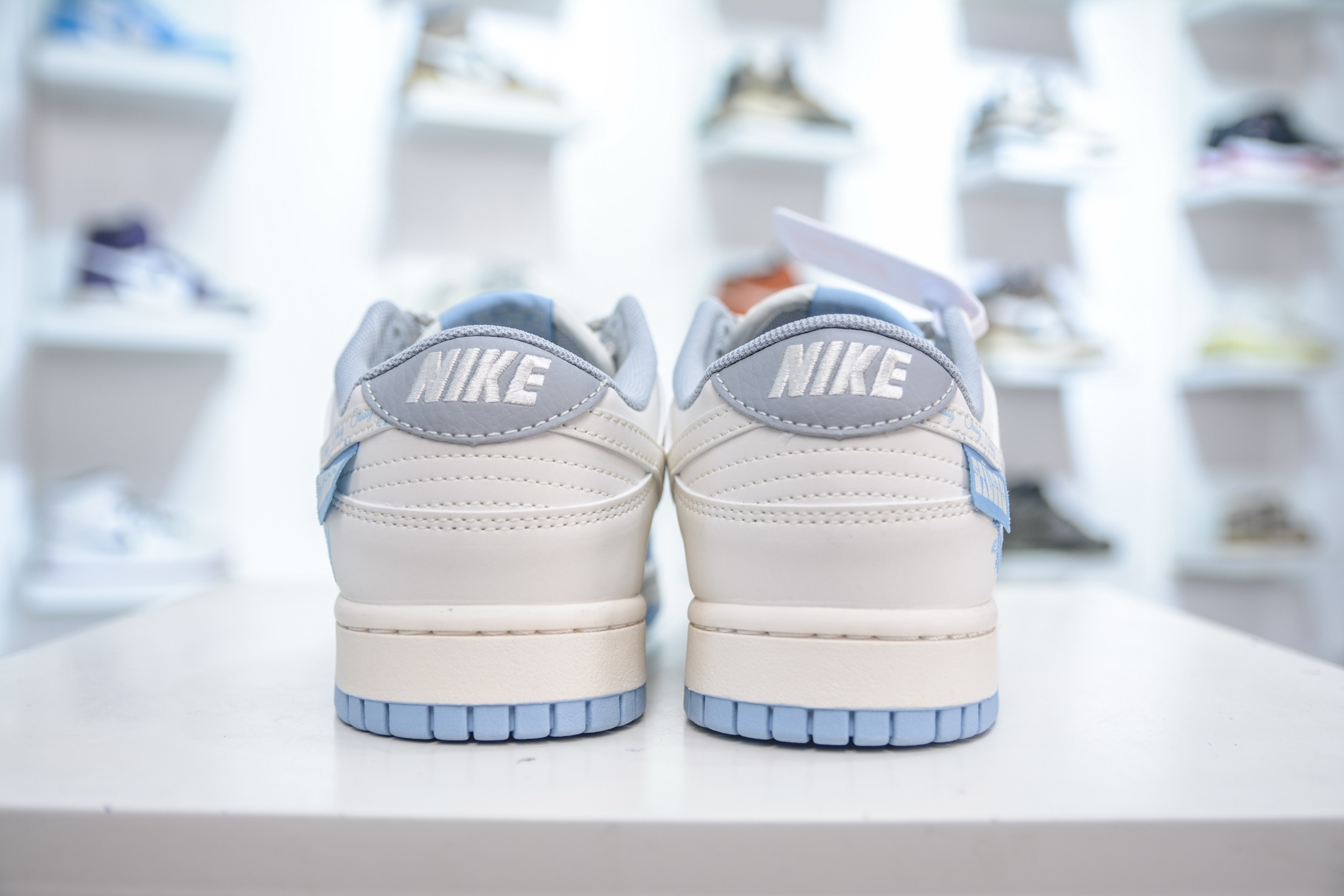 Nike SB Dunk Low x Stussy 斯图西联名-蓝白 XS6089-591-莆田鞋,莆田鞋货源,高仿鞋,高仿鞋货源,安福档口,莆田高仿鞋,莆田鞋批发,高仿鞋批发,莆田高仿运动鞋,高仿运动鞋,莆田运动鞋 Nike SB Dunk Low x Stussy 斯图西联名-蓝白 XS6089-591