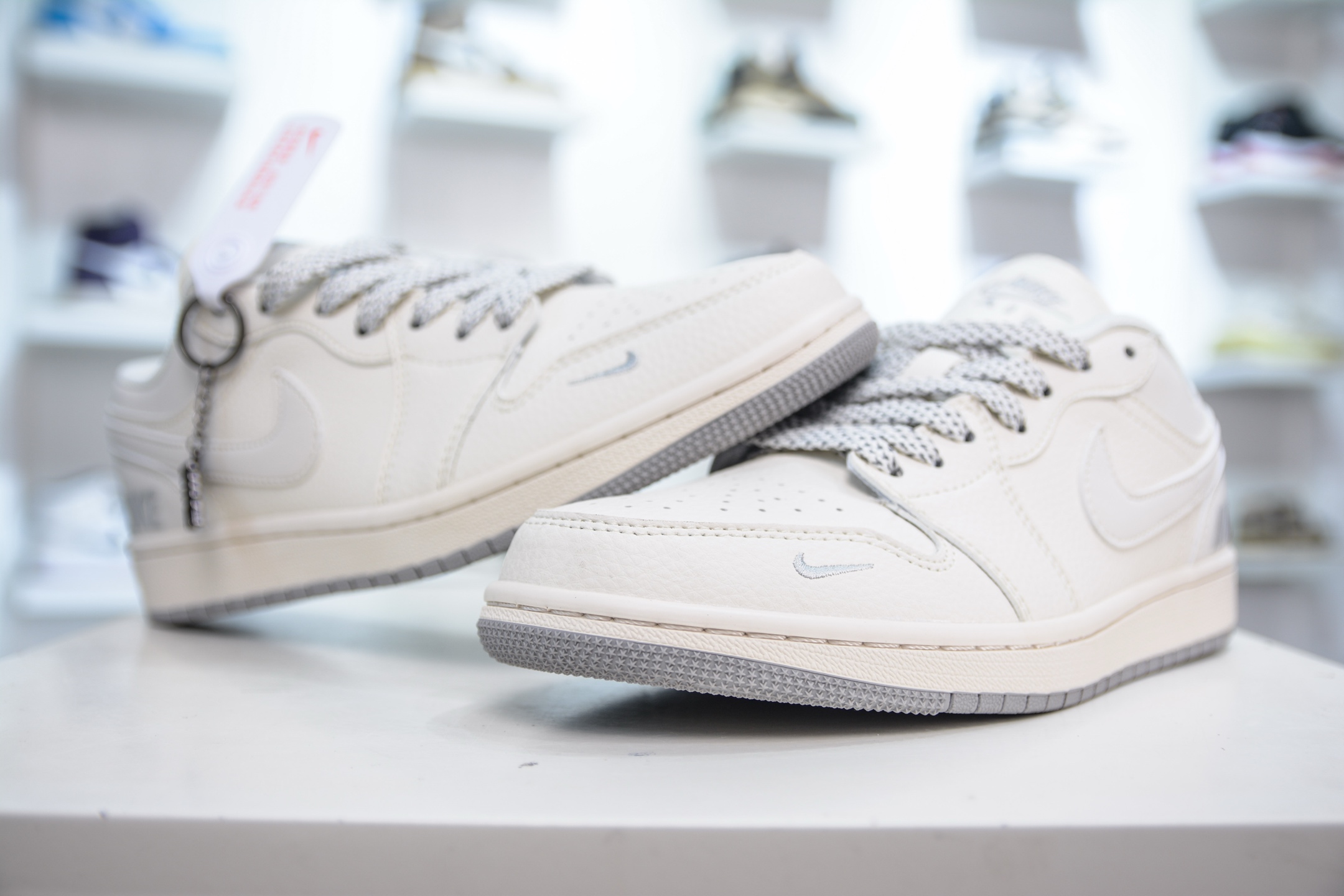 Air Jordan 1 Retro Low x NIKE 耐克联名-米白  XX3168-187