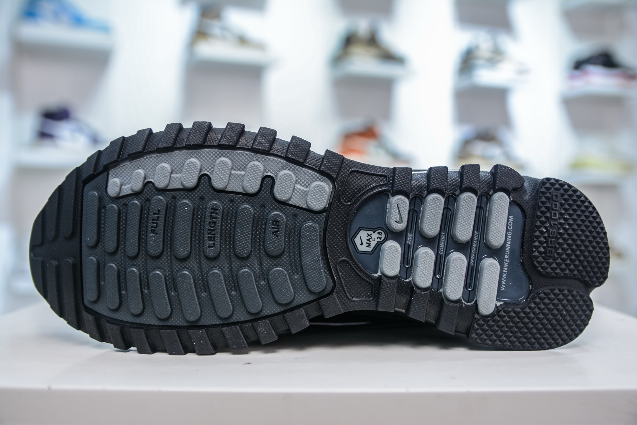 Comme des Garons Homme Plus x NK Air Max TL 2.5 Pack 联名 子弹复古减震气垫跑步鞋  FZ4110-002