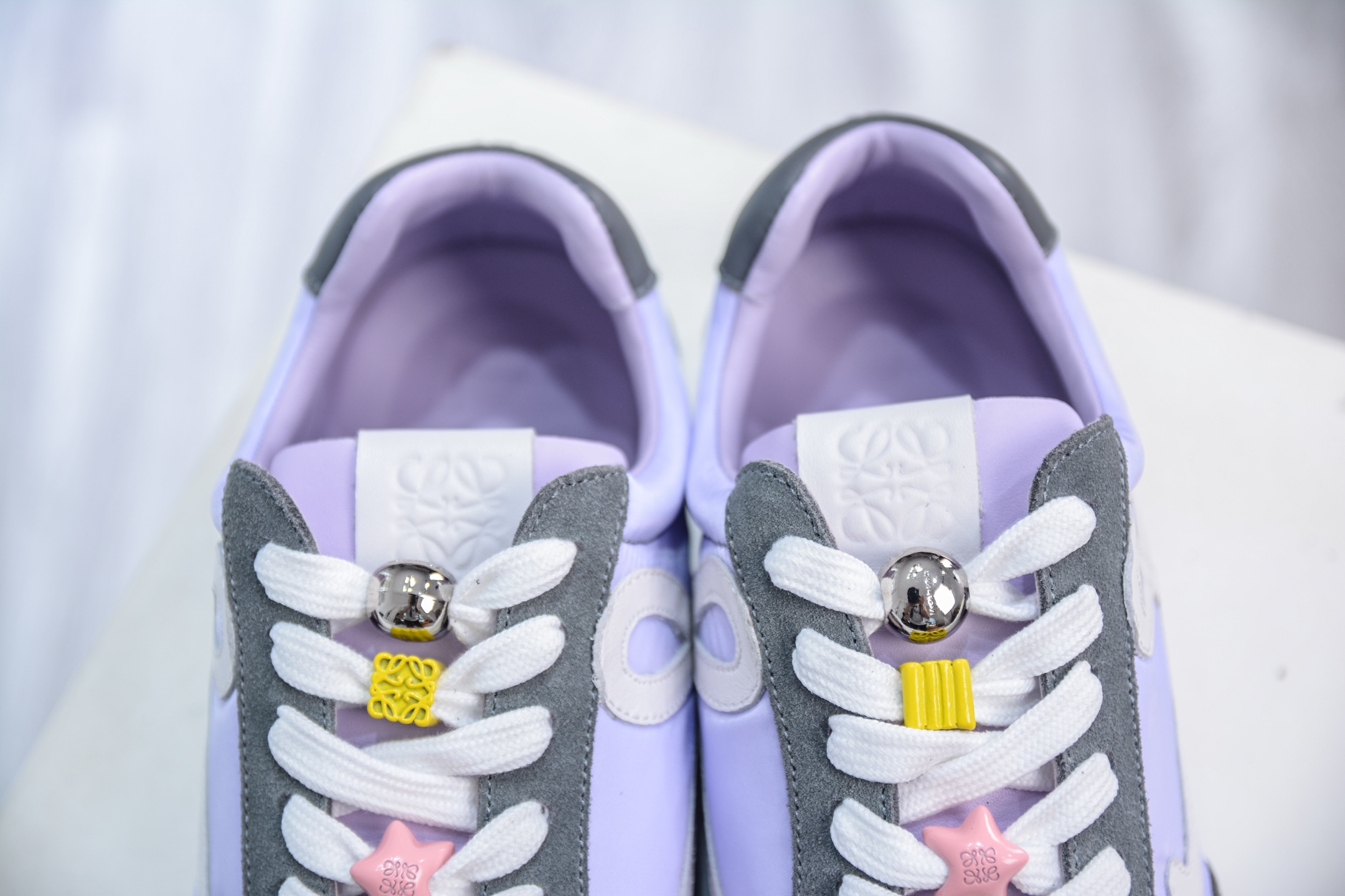 罗意威LOEWE 2025 | Ballet Runner2.0 新款芭蕾舞鞋 超级棒-莆田鞋,莆田鞋货源,高仿鞋,高仿鞋货源,安福档口,莆田高仿鞋,莆田鞋批发,高仿鞋批发,莆田高仿运动鞋,高仿运动鞋,莆田运动鞋 罗意威LOEWE 2025 | Ballet Runner2.0 新款芭蕾舞鞋 超级棒