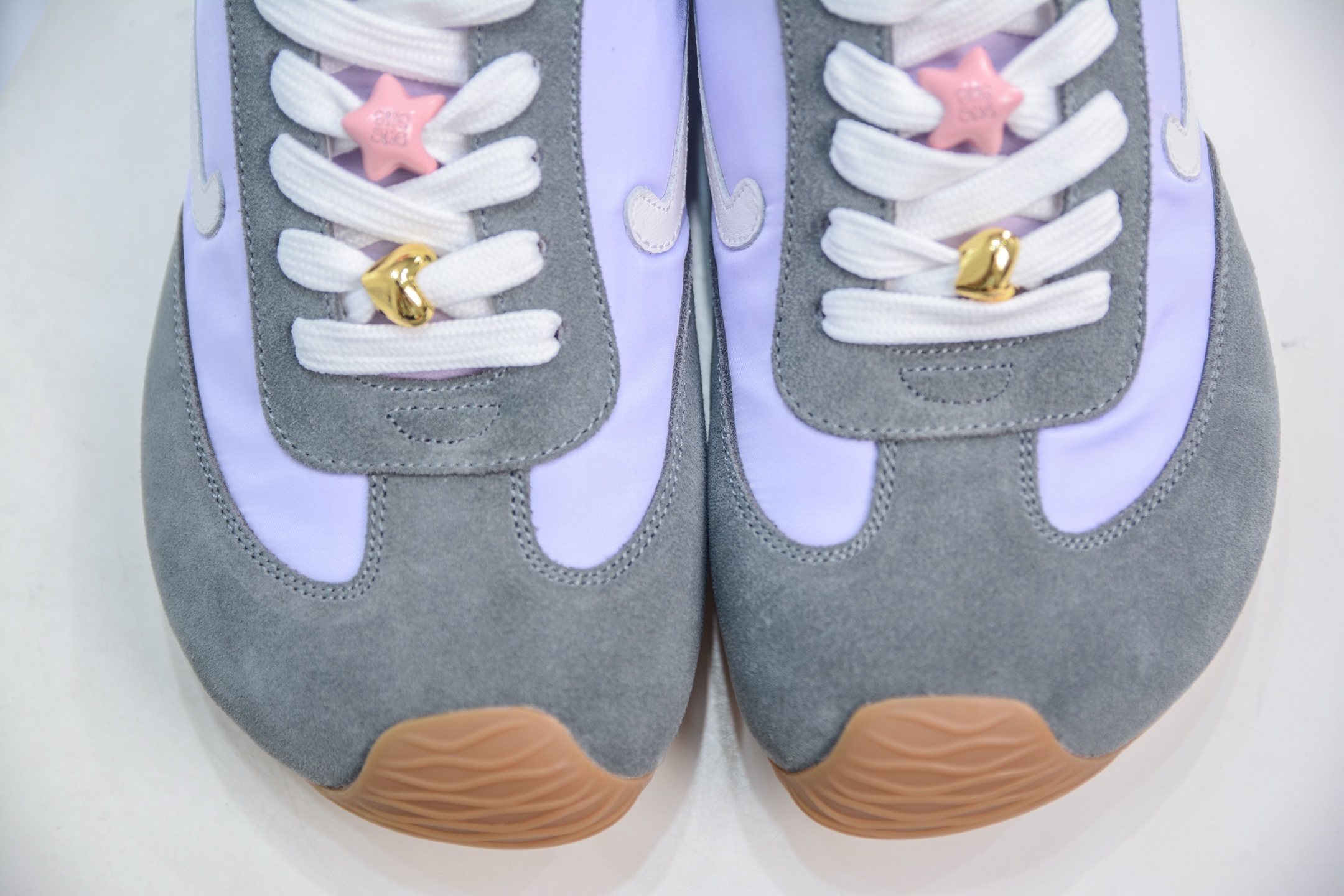 罗意威LOEWE 2025 | Ballet Runner2.0 新款芭蕾舞鞋 超级棒-莆田鞋,莆田鞋货源,高仿鞋,高仿鞋货源,安福档口,莆田高仿鞋,莆田鞋批发,高仿鞋批发,莆田高仿运动鞋,高仿运动鞋,莆田运动鞋 罗意威LOEWE 2025 | Ballet Runner2.0 新款芭蕾舞鞋 超级棒