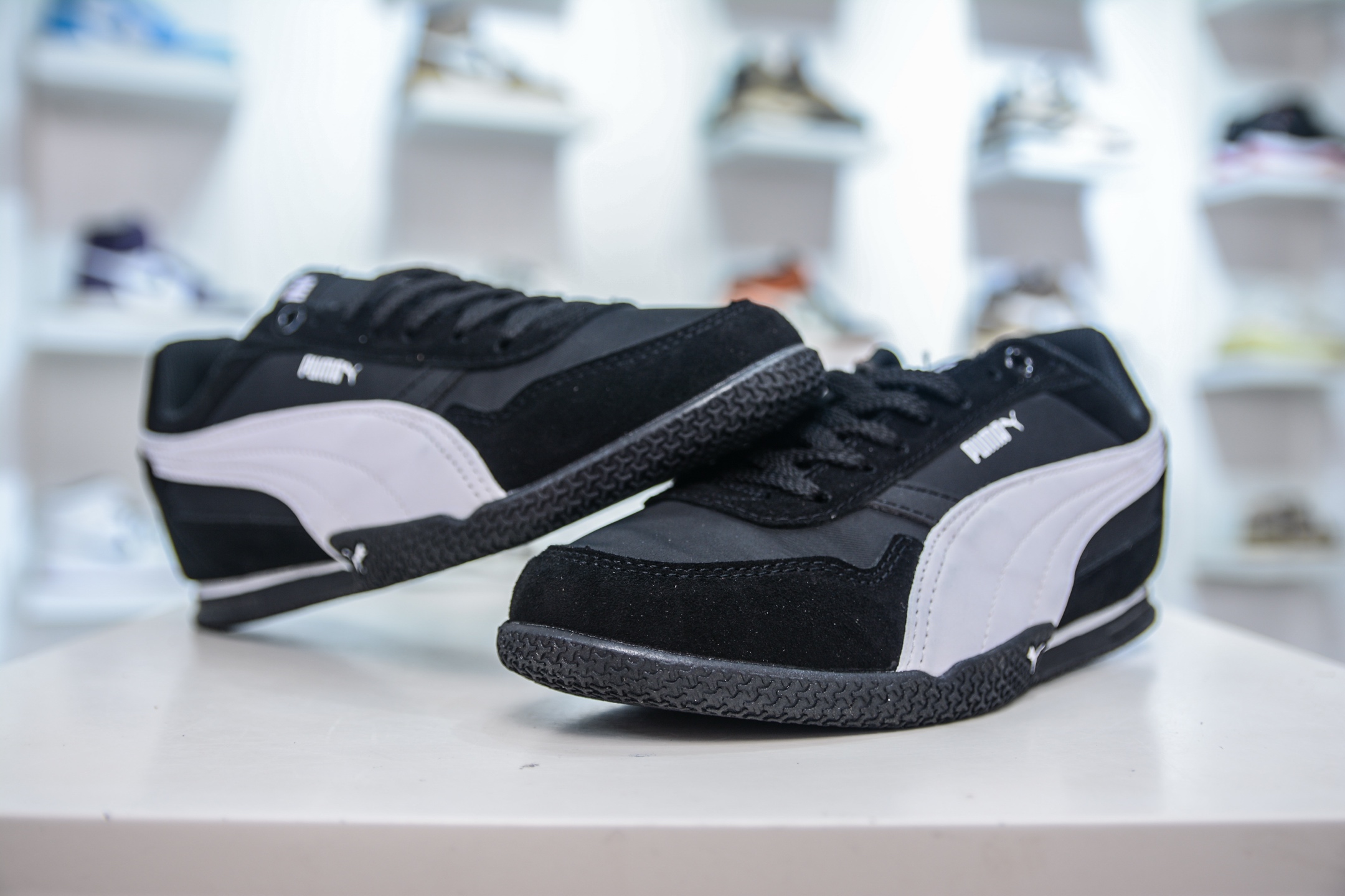 Puma Bella Donna Nylon Retro Running Shoe, Black/White, Lightweight & Breathable 5 i1749402407586 4341 0 3