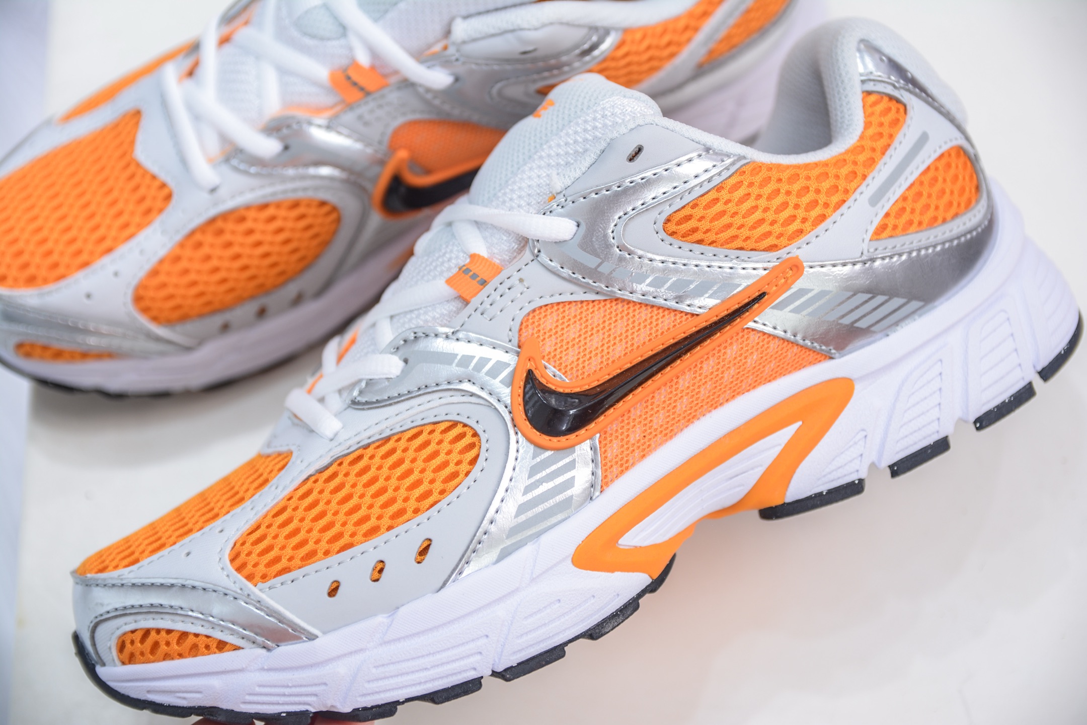 Nike V5 RNR Running Shoes - Retro Y3K Style, Comfortable, Versatile 8 i1749402462444 7199 0 6