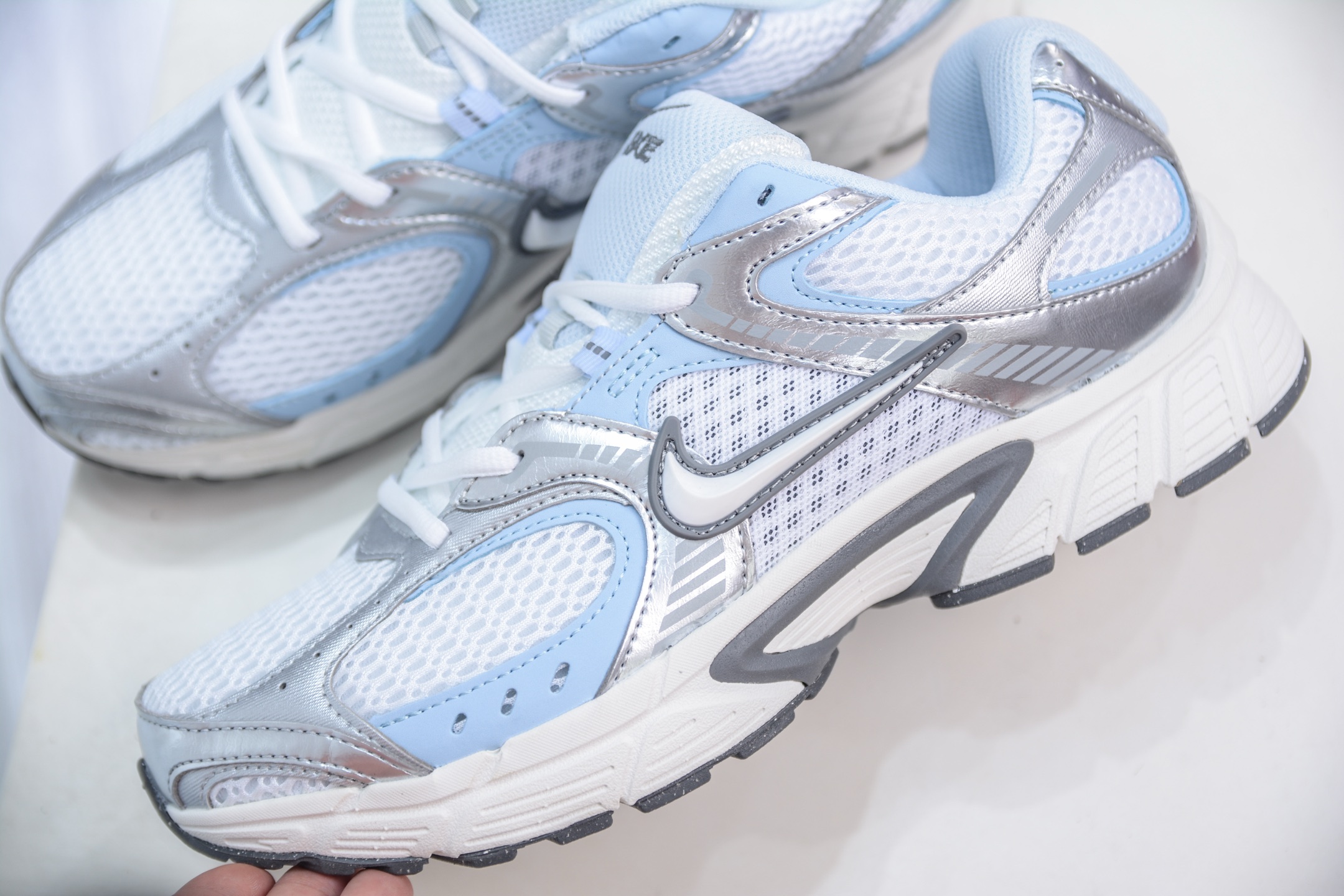 Nike V5 RNR Running Shoes - Y3K Retro Style, Lightweight & Comfortable 7 i1749402960117 3284 0 6