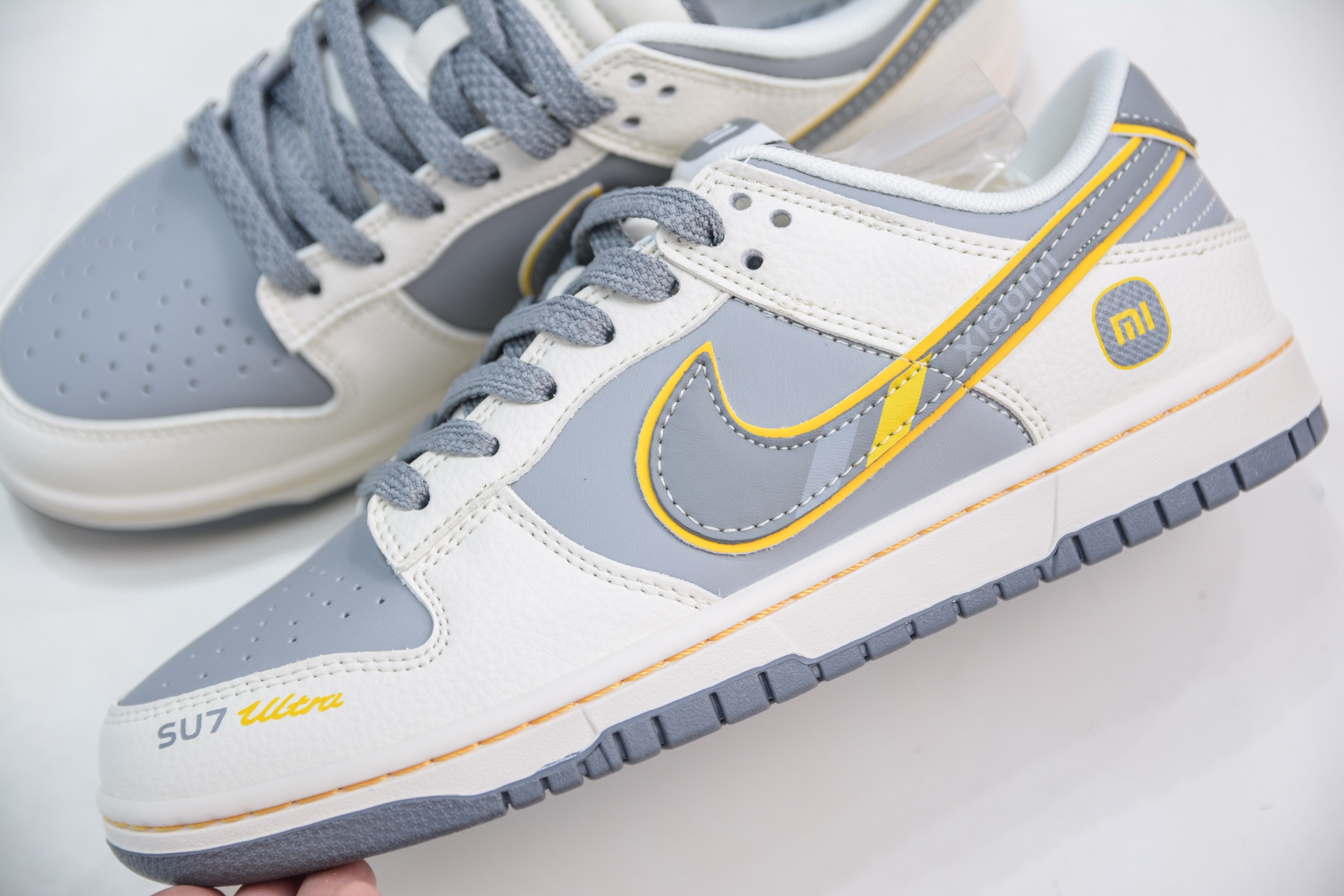 Xiaomi SU7 x Nike Dunk Low "Cambrian Gray" Collaboration Sneakers 7 i1749403291878 114 0 6