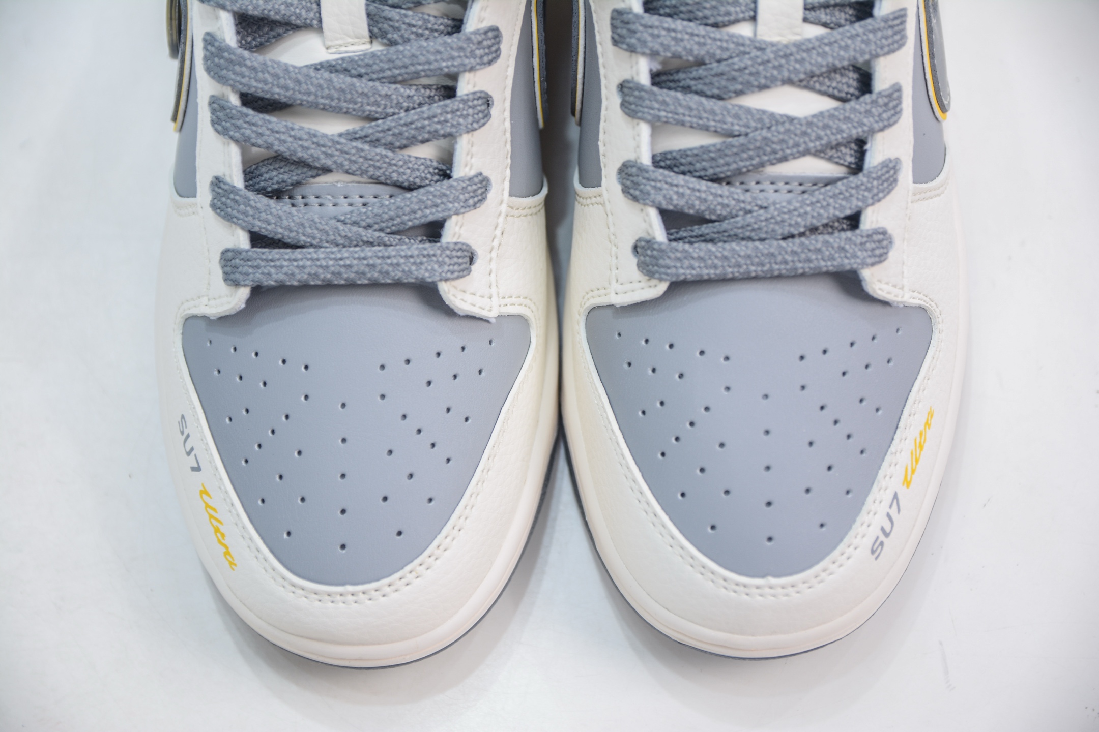 Xiaomi SU7 x Nike Dunk Low "Cambrian Gray" Collaboration Sneakers 8 i1749403292003 5818 0 7
