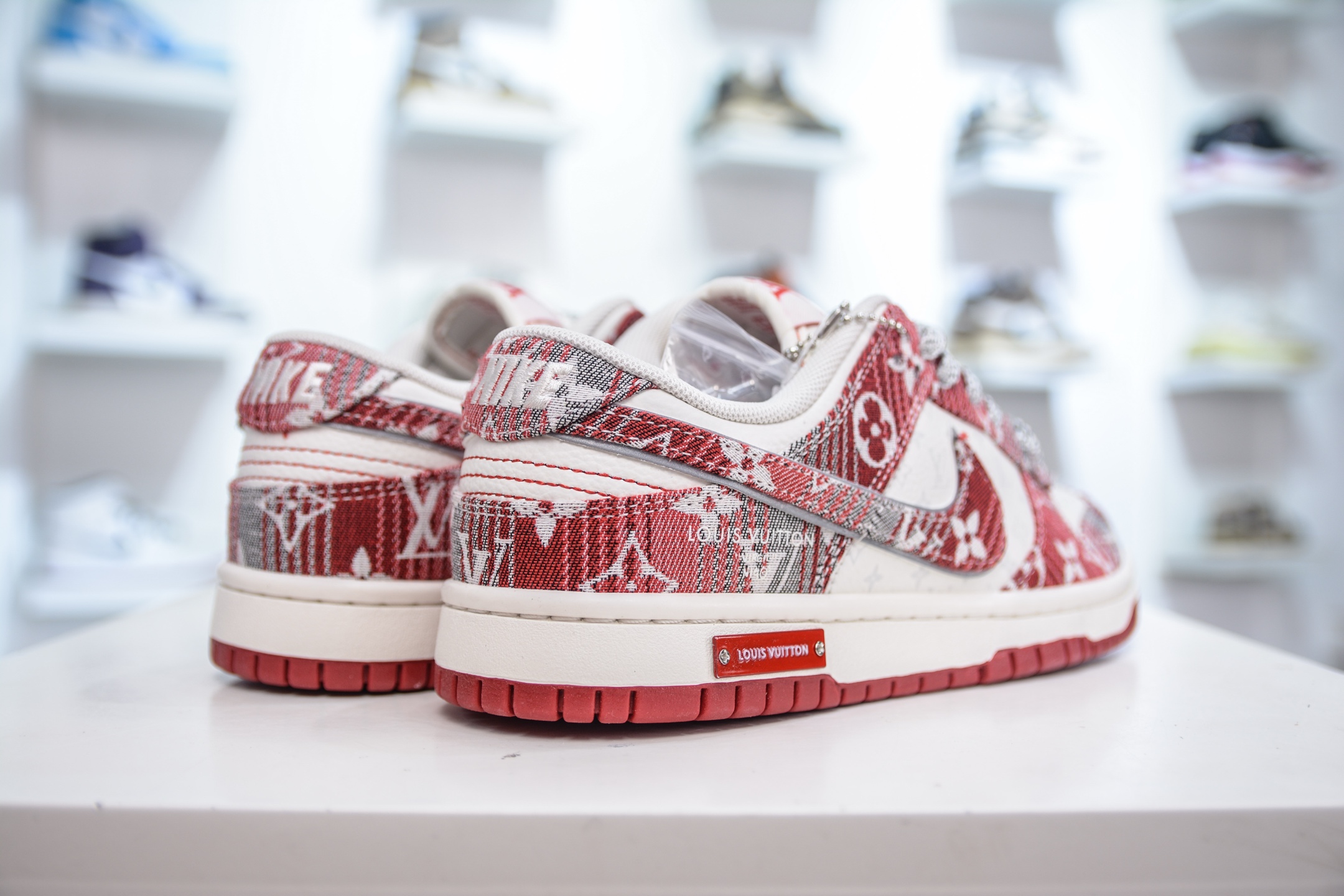 Nike SB Dunk Low x Louis Vuitton White Gray Red Denim Sneakers 6 i1749403405323 6594 0 5