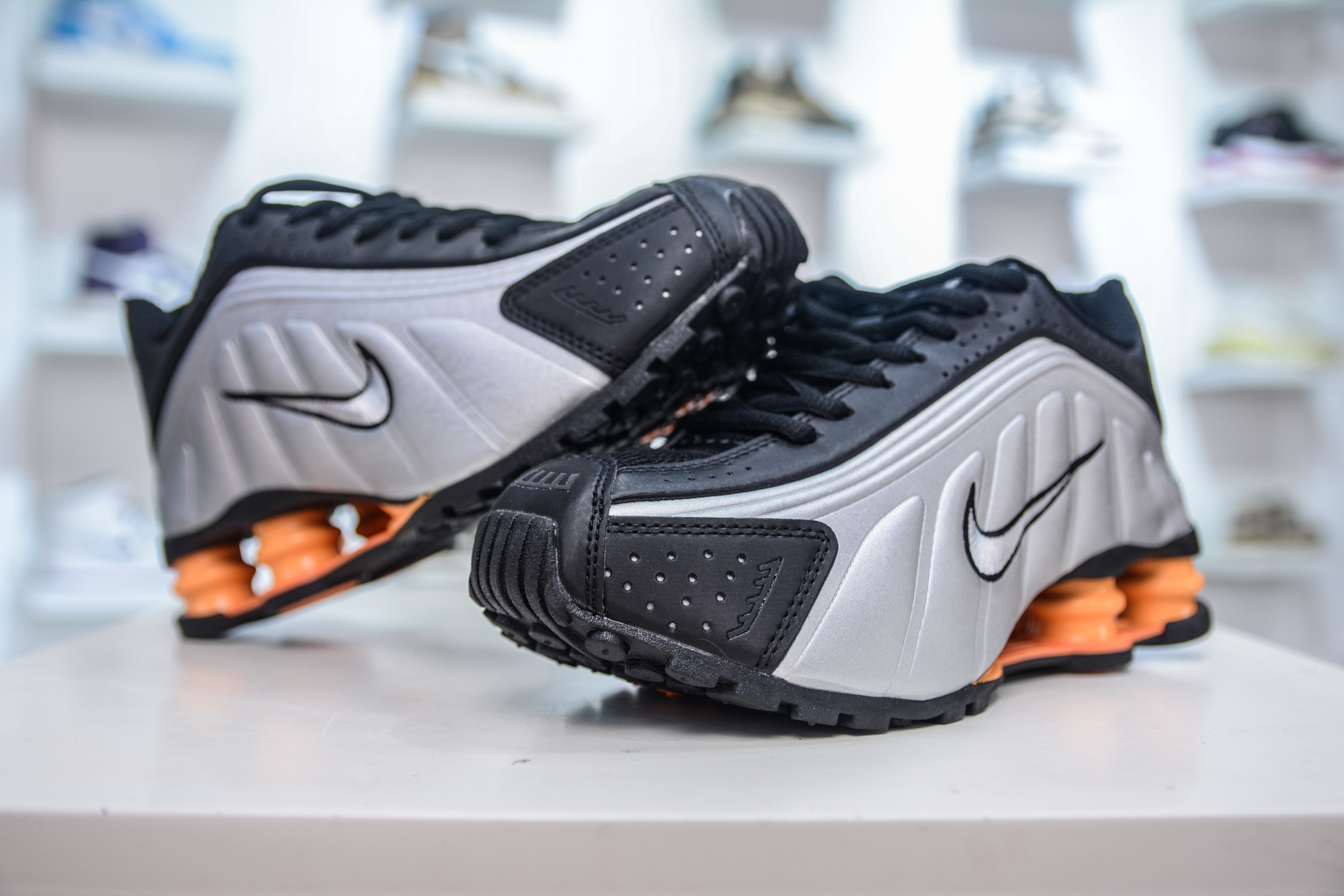 Nike Shox MR4: Classic Millennium Style with Shox Cushioning System 4 i1749404713477 1241 0 3