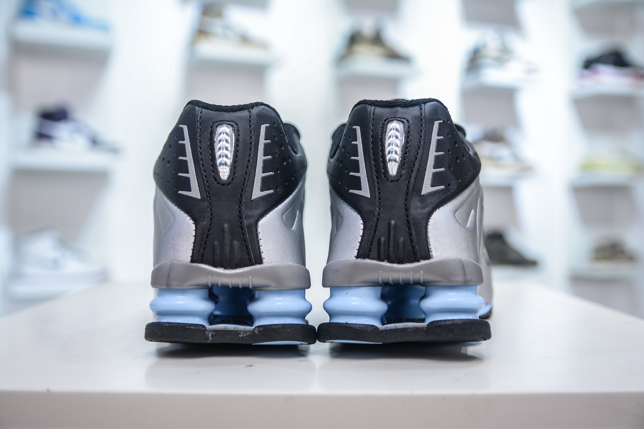 Nike Shox MR4: Classic Millennium Shoe with Shox Cushioning System - Black/Silver 2 i1749404758695 7973 0 1
