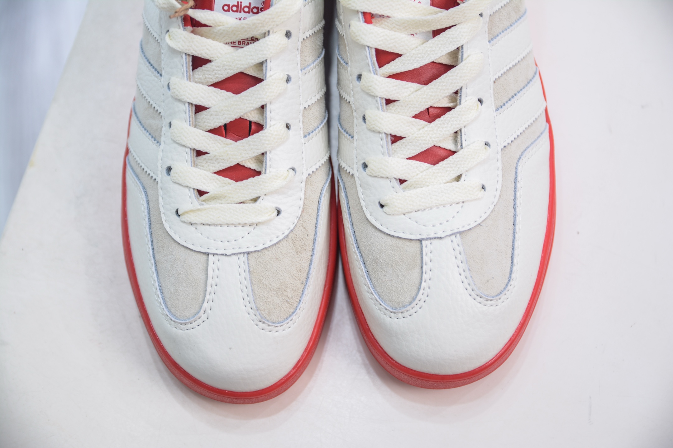 Adidas Originals Gazelle Indoor x Supreme Sneakers - Premium Low-Top Shoes 9 i1749404845510 1845 0 8