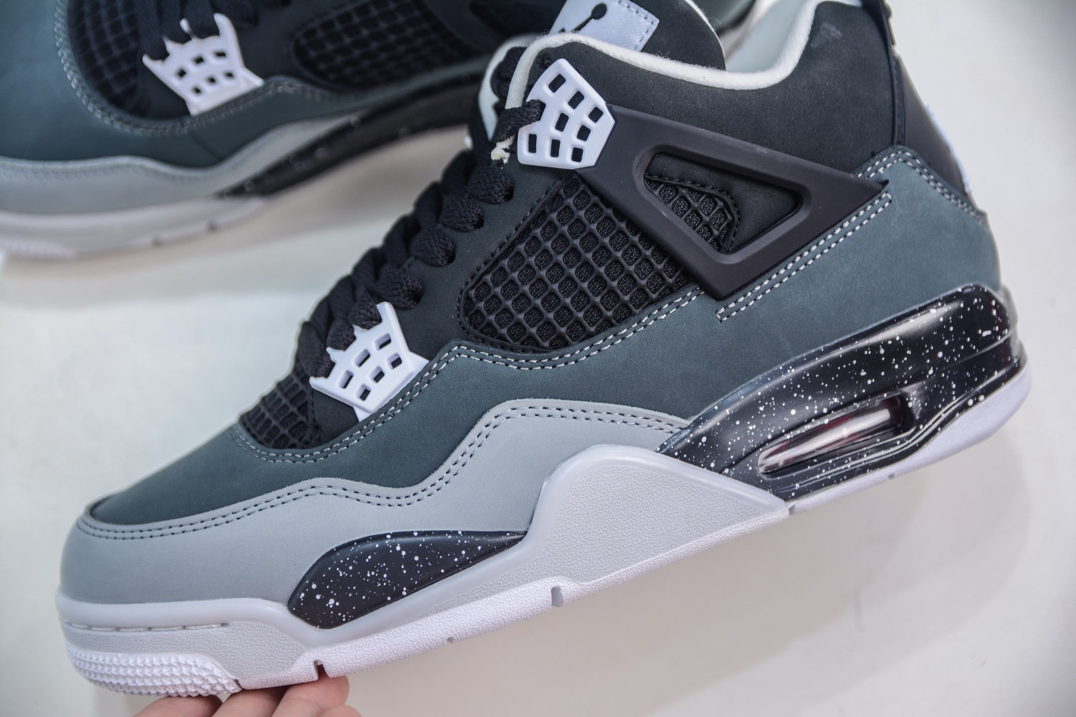 PB纯原外贸特供版 Air Jordan AJ4 Retro ” Fear ” 黑白恐惧  FQ8138-002