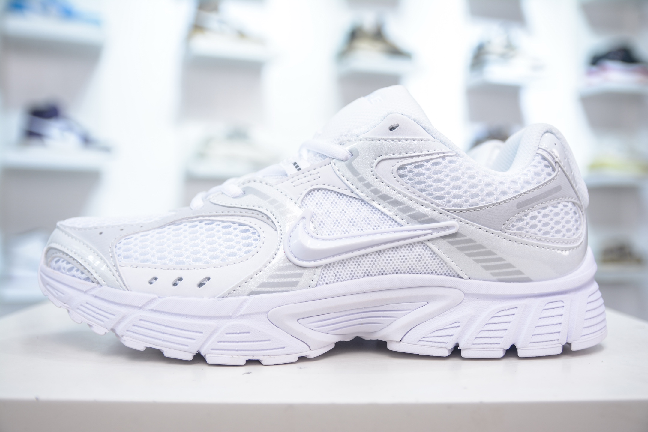 Nike V5 RNR Running Shoes - Y3K Retro Style, Lightweight & Breathable 2 i1749483944201 1101 0 0
