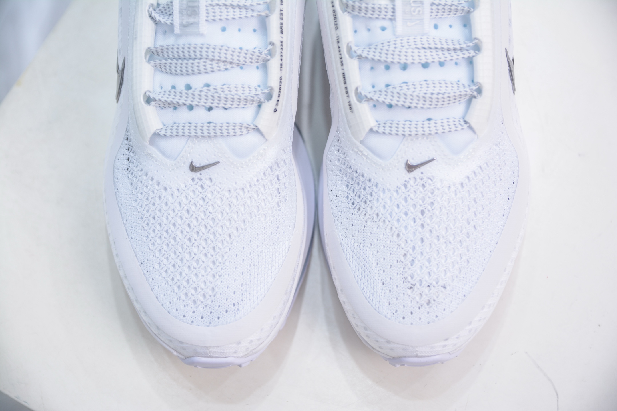 Nike Air Zoom Pegasus Premium White Running Shoes - Cushioned, Supportive, Agile 9 i1749484063536 6949 0 8
