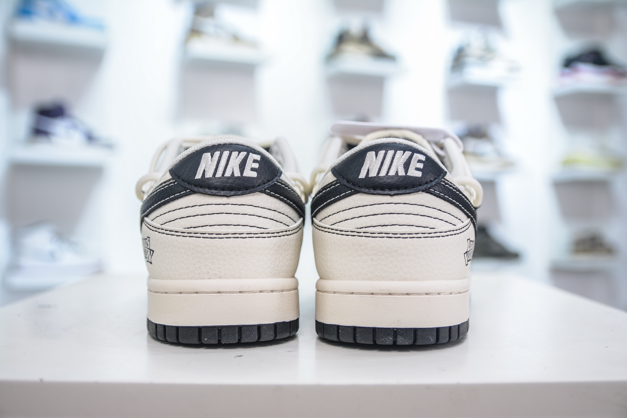 Nike SB Dunk Low x Louis Vuitton White Black, Premium Leather, Limited Edition 2 i1749484117928 7333 0 1