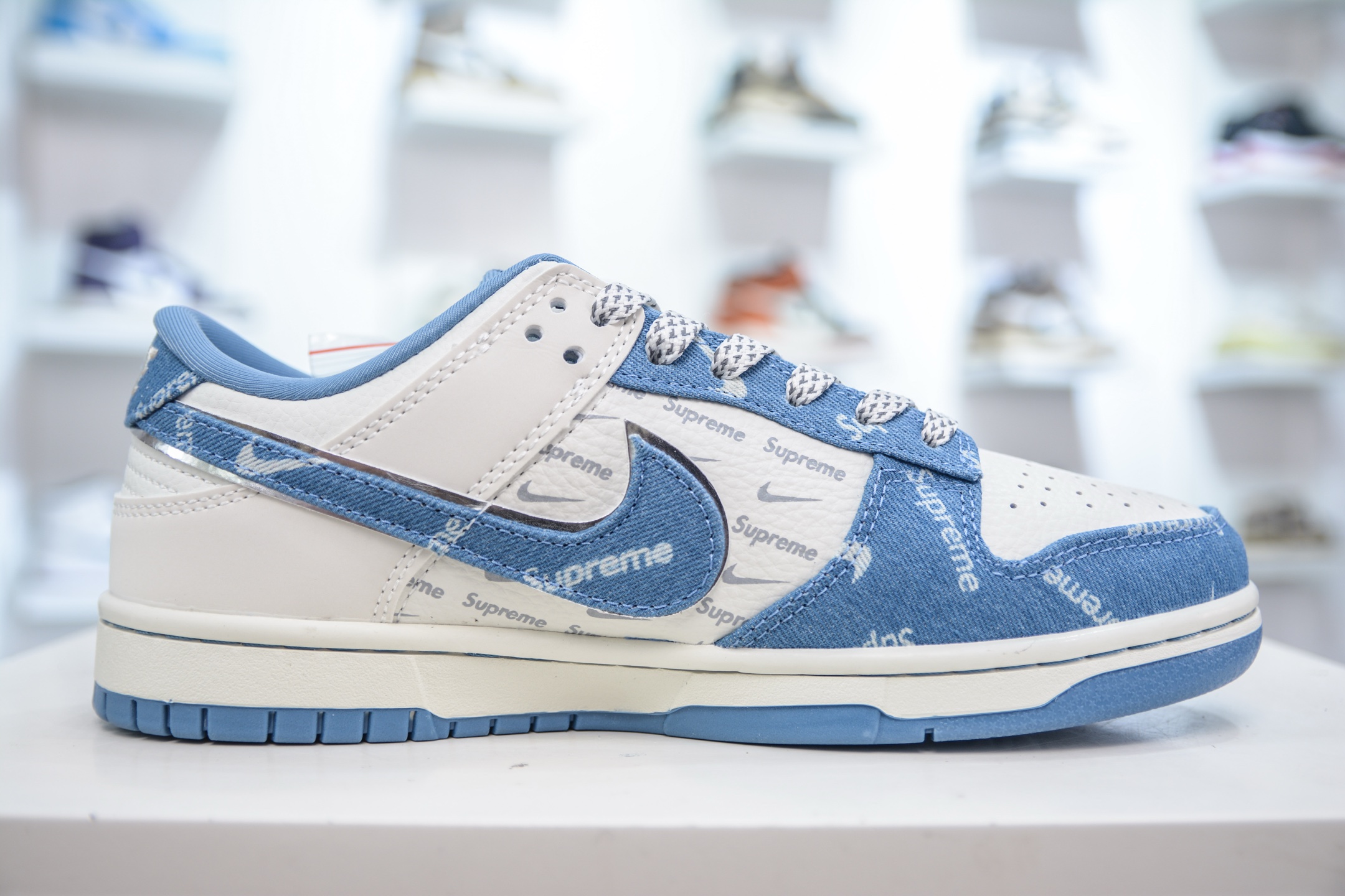 Nike SB Dunk Low x Supreme Collab White Blue Denim Sneakers 4 i1749484170644 1816 0 2