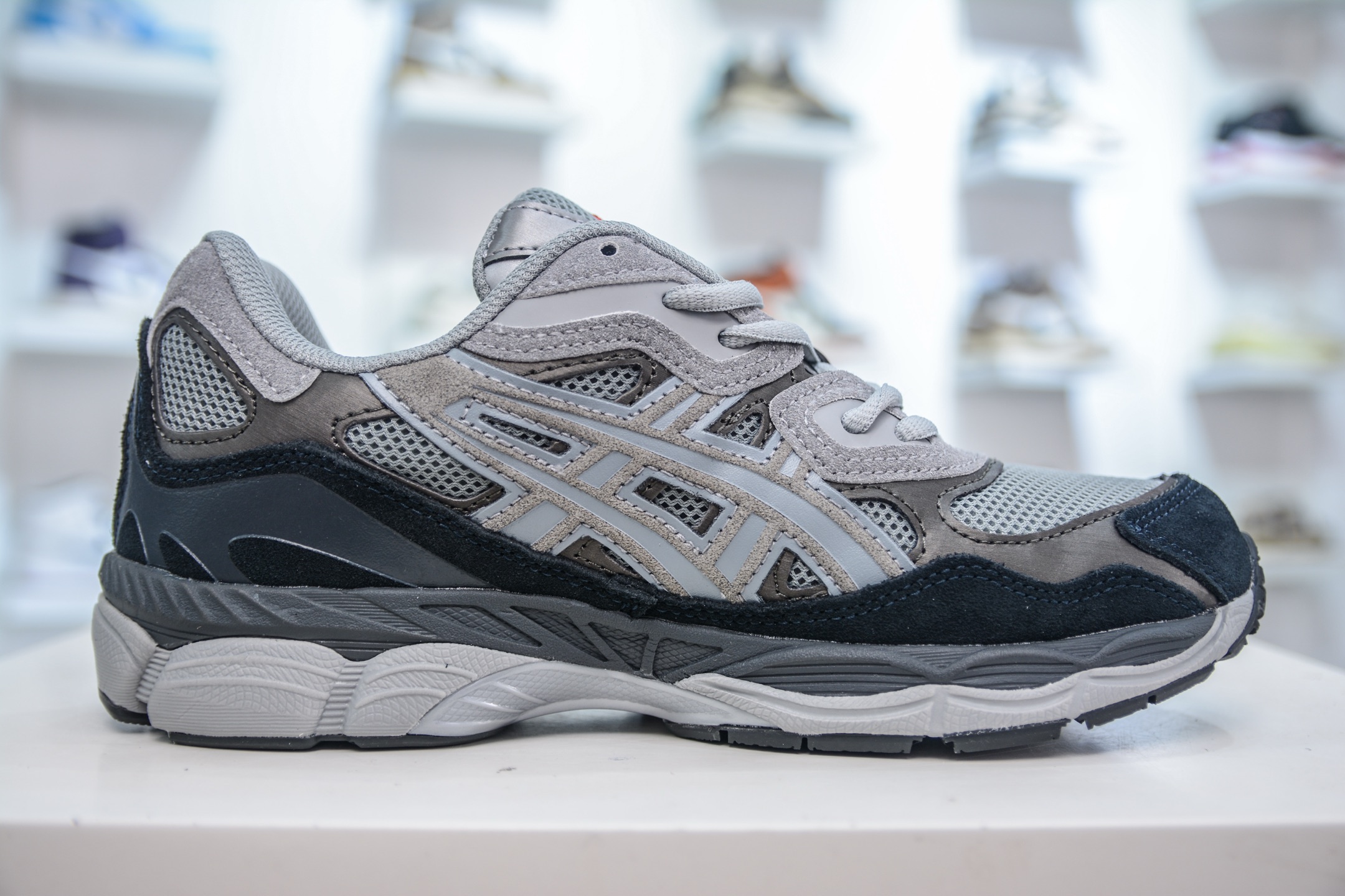 Asics Gel-NYC Sneakers - Retro Style, Breathable, Comfortable Running Shoes 4 i1749484564503 9898 0 2