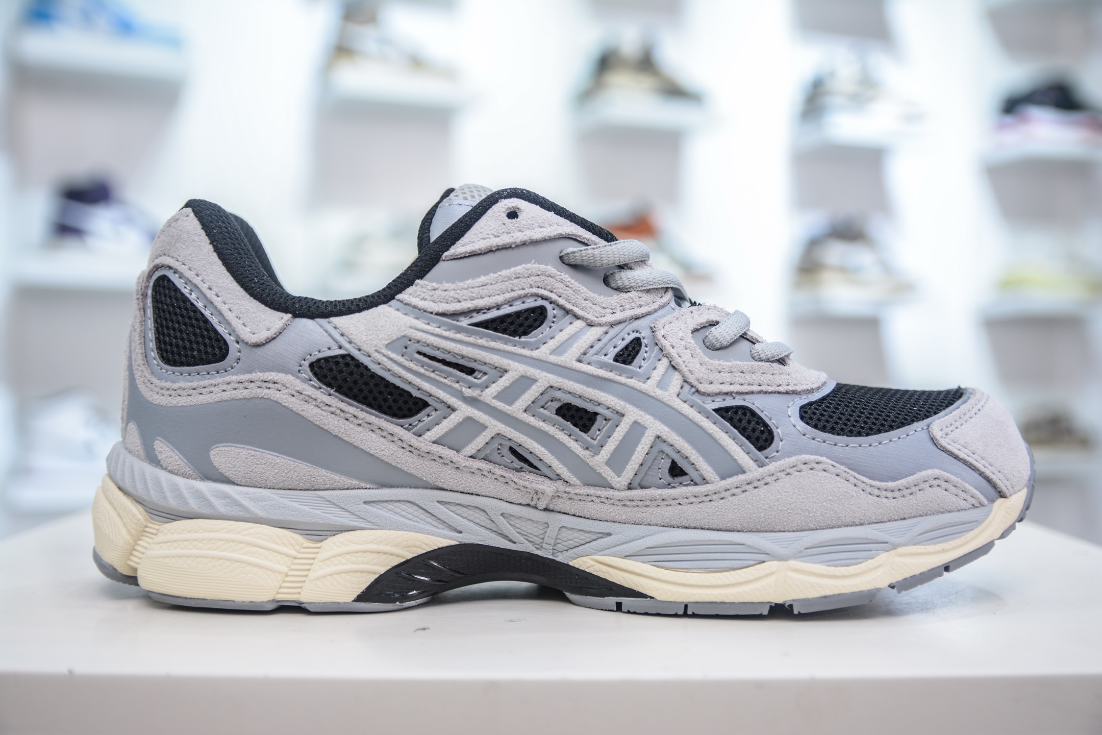 Asics Gel-NYC Running Shoes - Breathable, Comfortable, and Stylish Sneakers 3 i1749484655290 5570 0 2